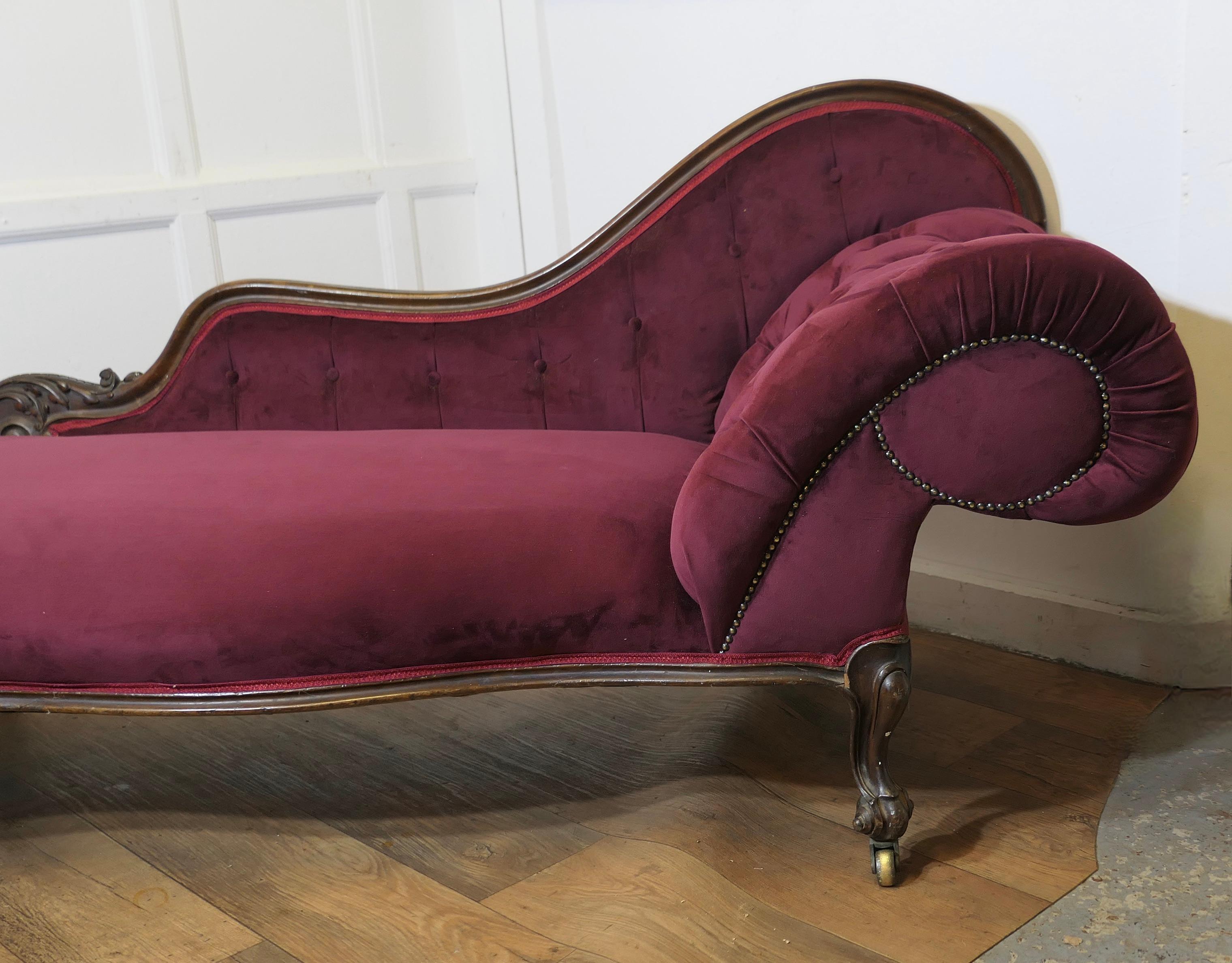 High Victorian Superb Early Victorian Chaise Longue or Day Bed