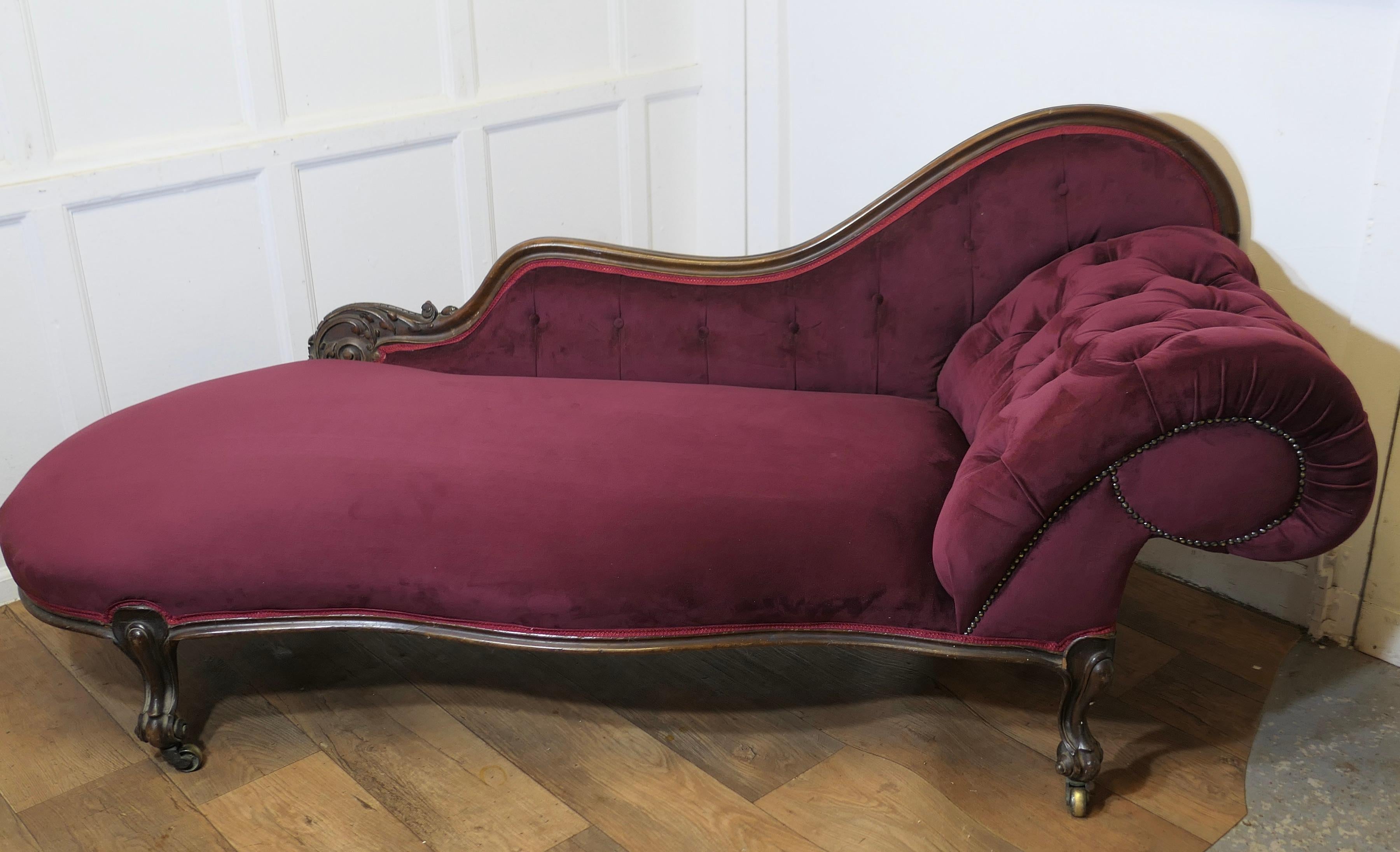 Superb Early Victorian Chaise Longue or Day Bed In Good Condition In Godshill, Isle of Wight