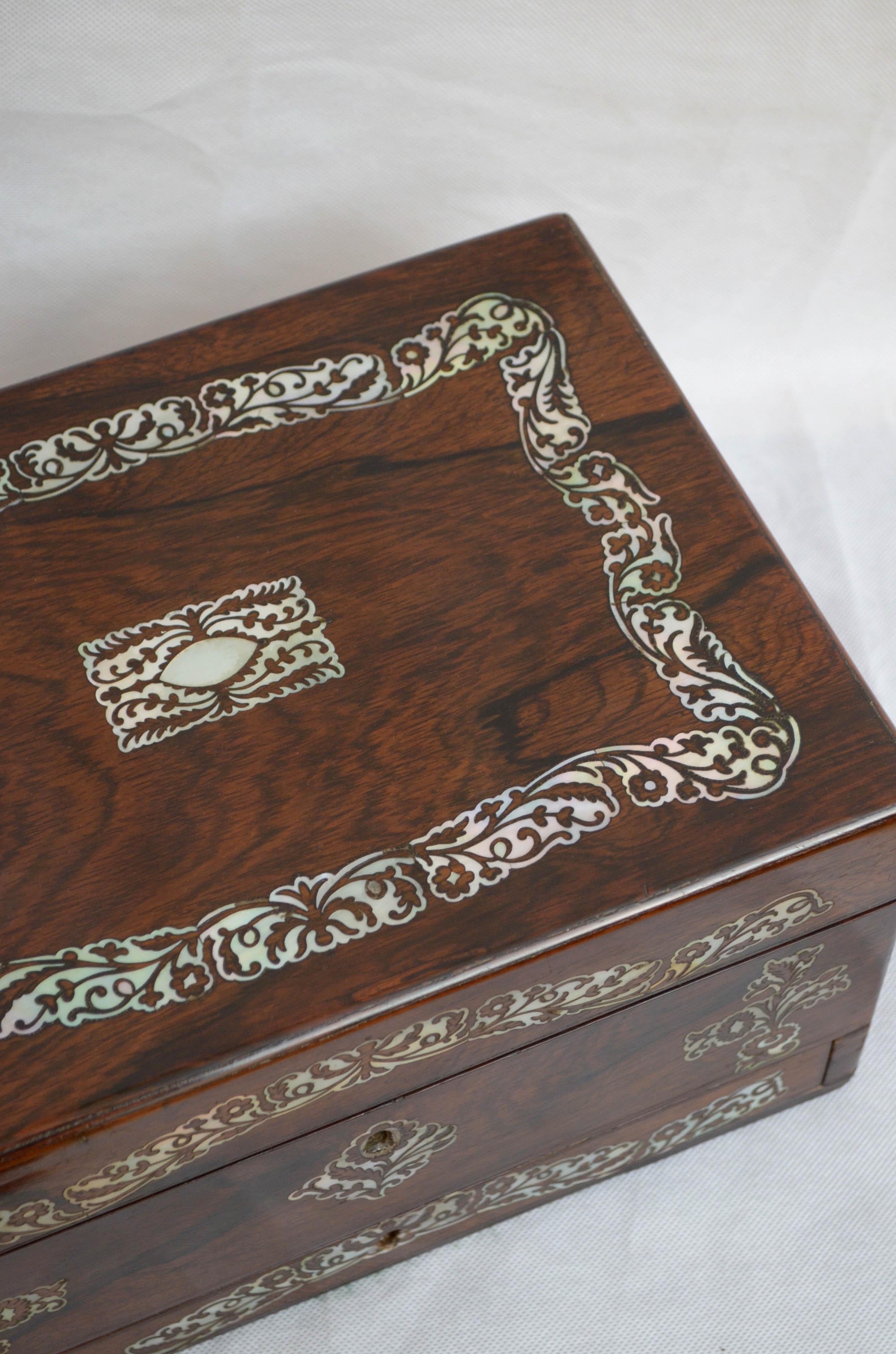 Superb Early Victorian Jewelry Box Vanity Box In Good Condition In Whaley Bridge, GB