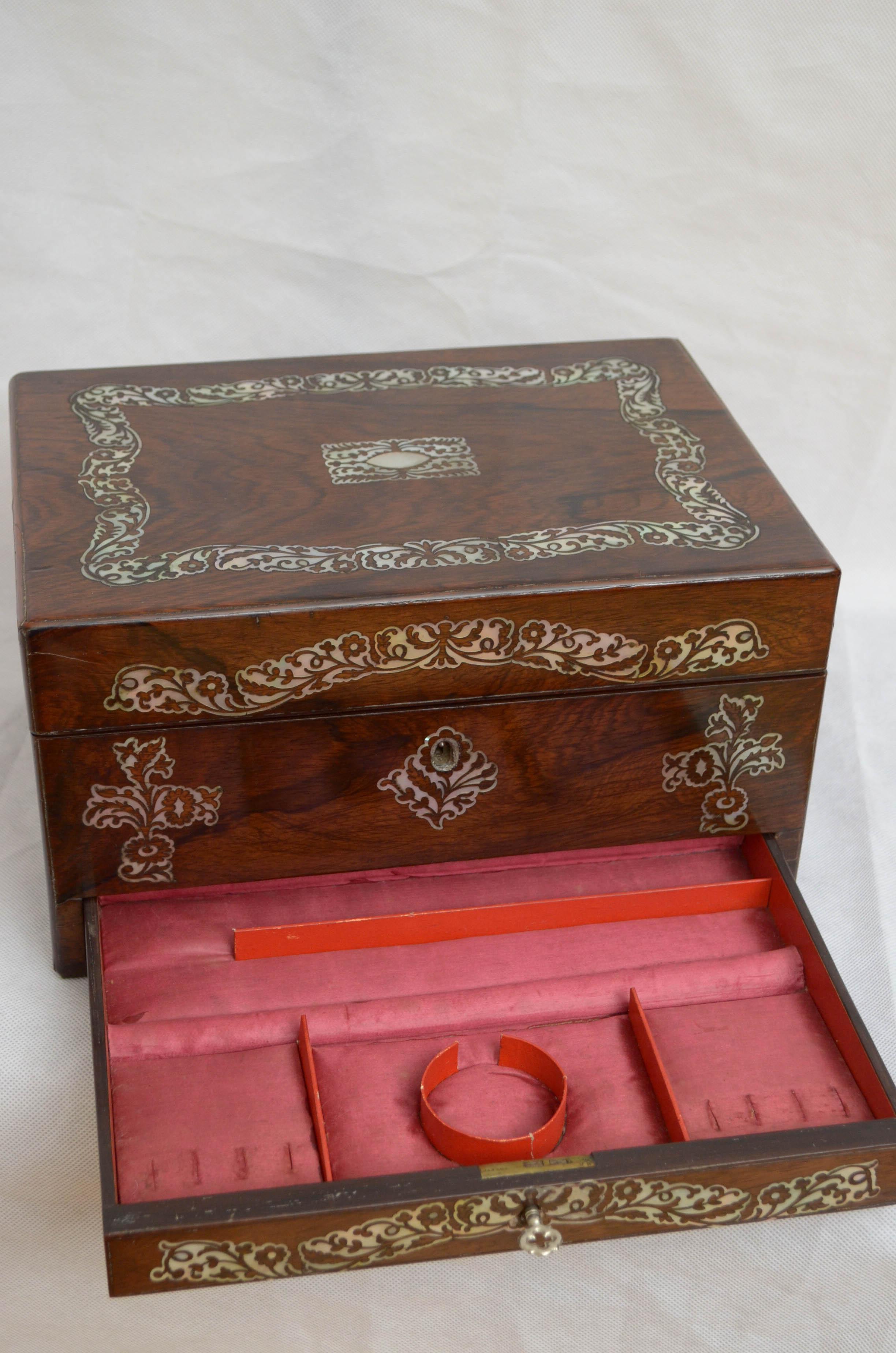 Superb Early Victorian Jewelry Box Vanity Box 2