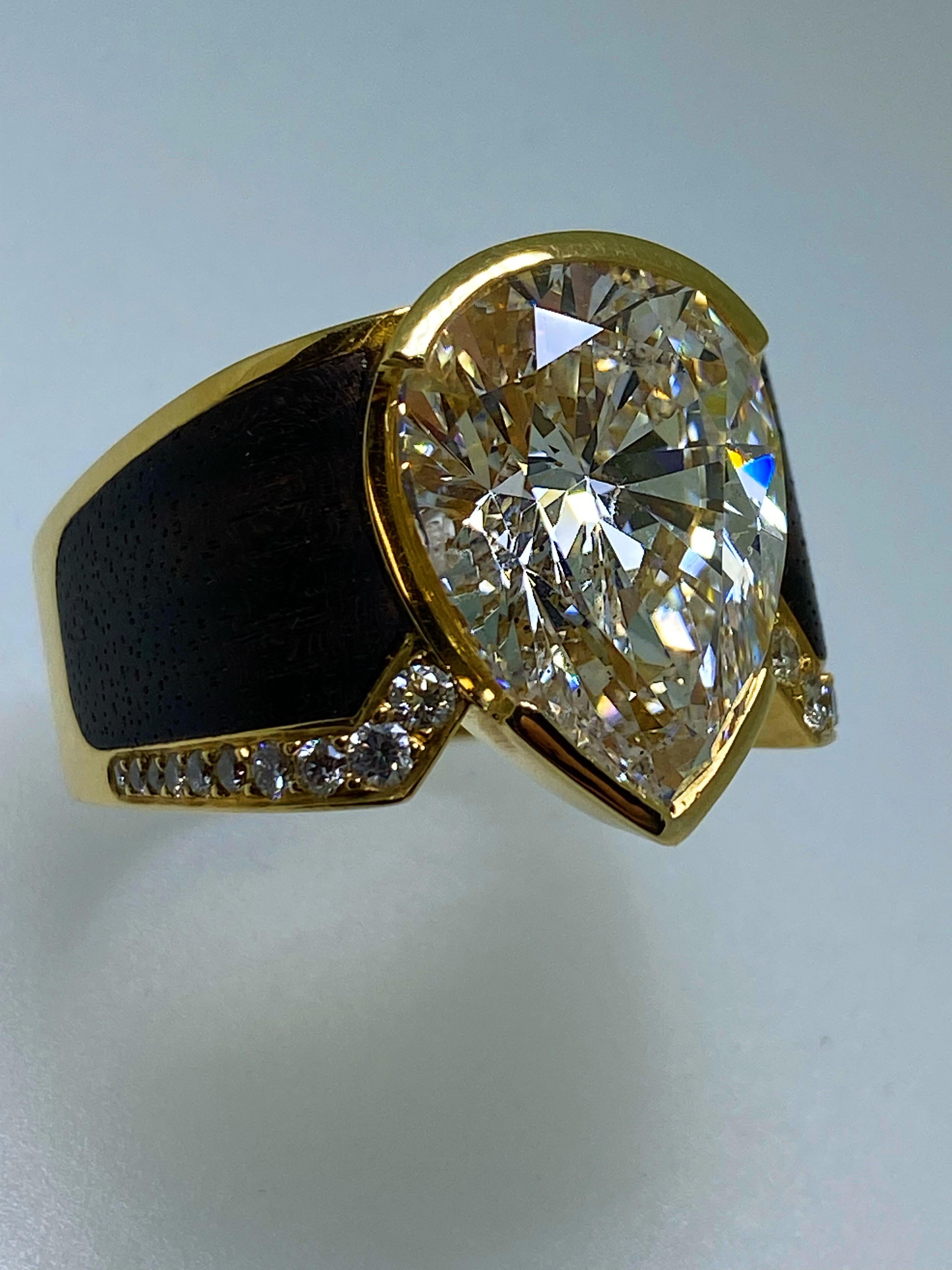 Natürlicher 12,00 Karat birnenförmiger Diamantring aus 18 Karat Gelbgold mit Schliff, 490 Karat 1