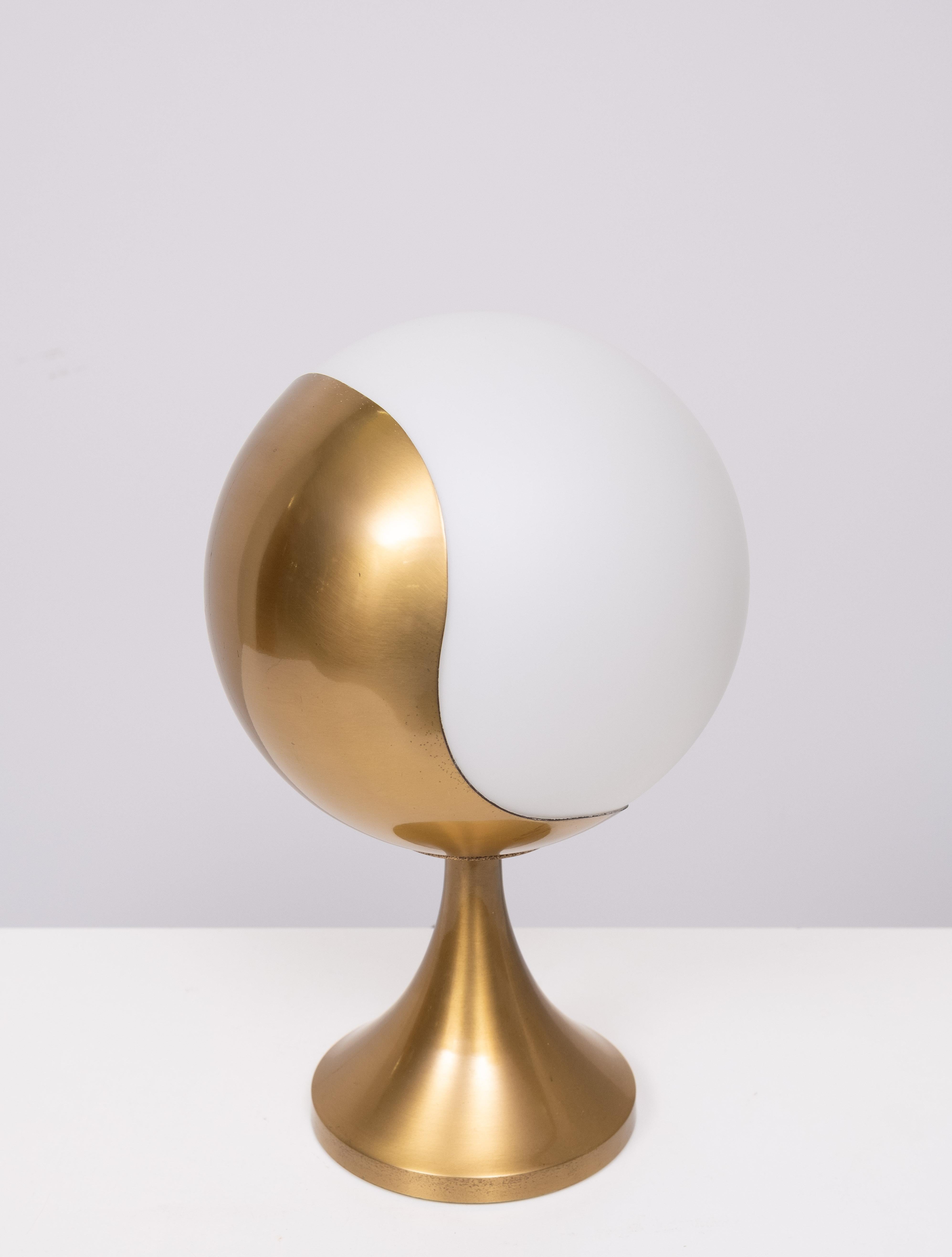 Art Deco Superb Eclips  Jean Perzel  Table lamp model 936 For Sale