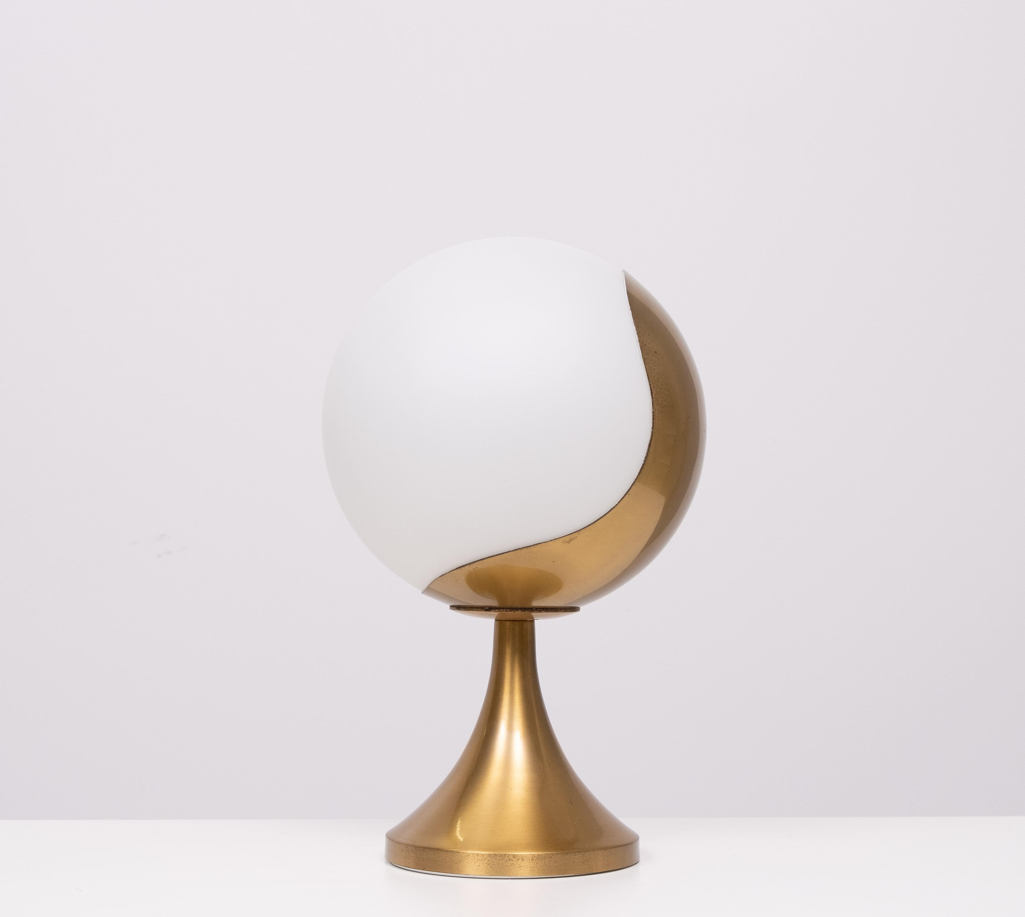 French Superb Eclips  Jean Perzel  Table lamp model 936 For Sale