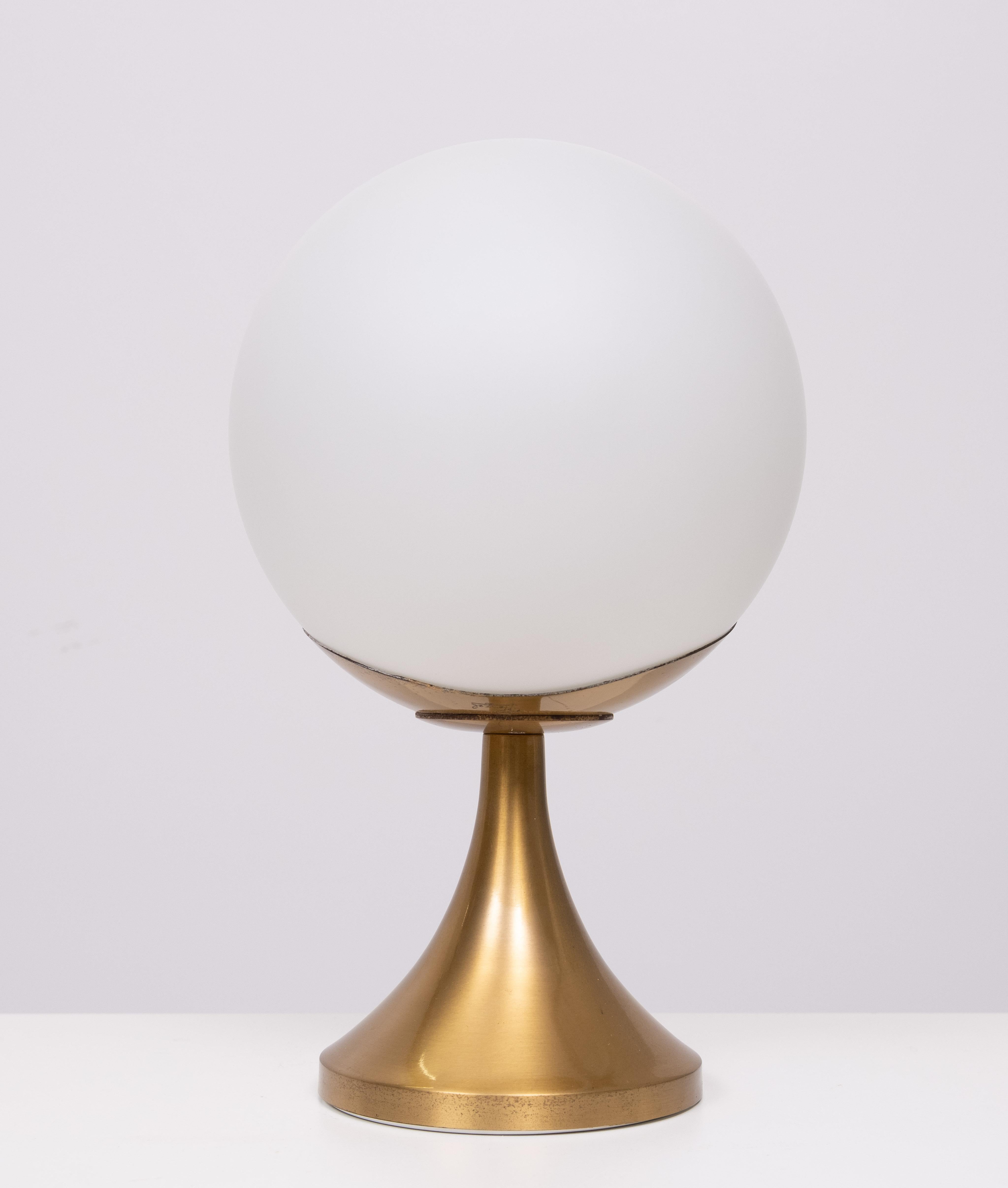 Brass Superb Eclips  Jean Perzel  Table lamp model 936 For Sale