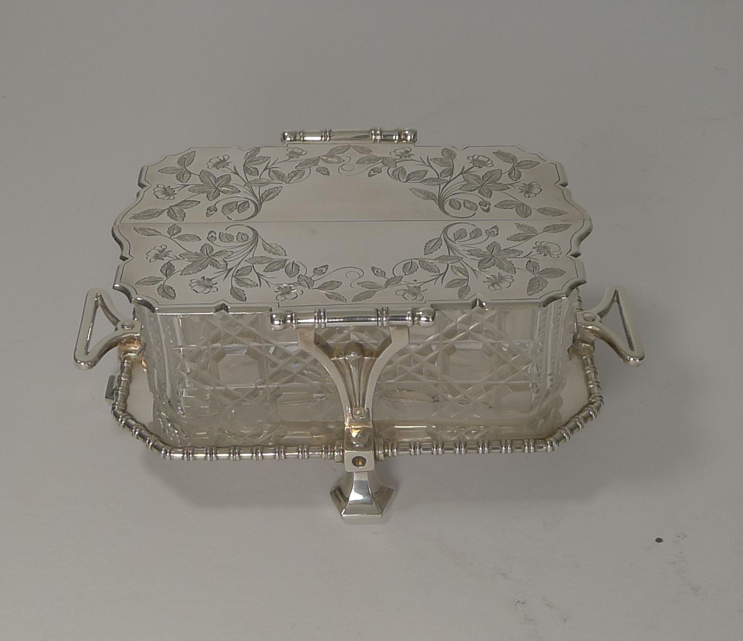 Superb Elkington Butter Dish in Silver Plate, circa 1883 4