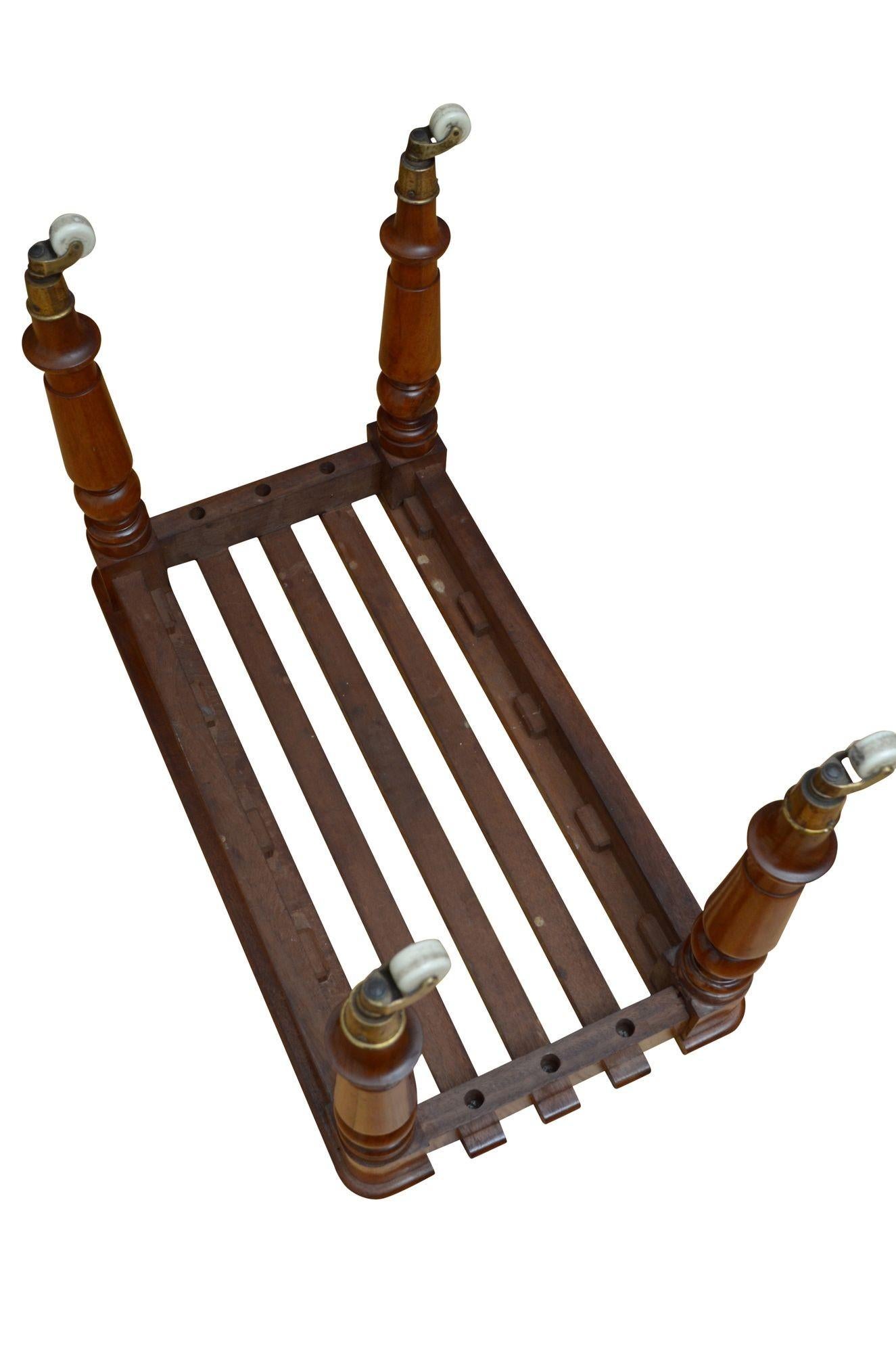Superb English Victorian Hall Bench Luggage Rack For Sale 5