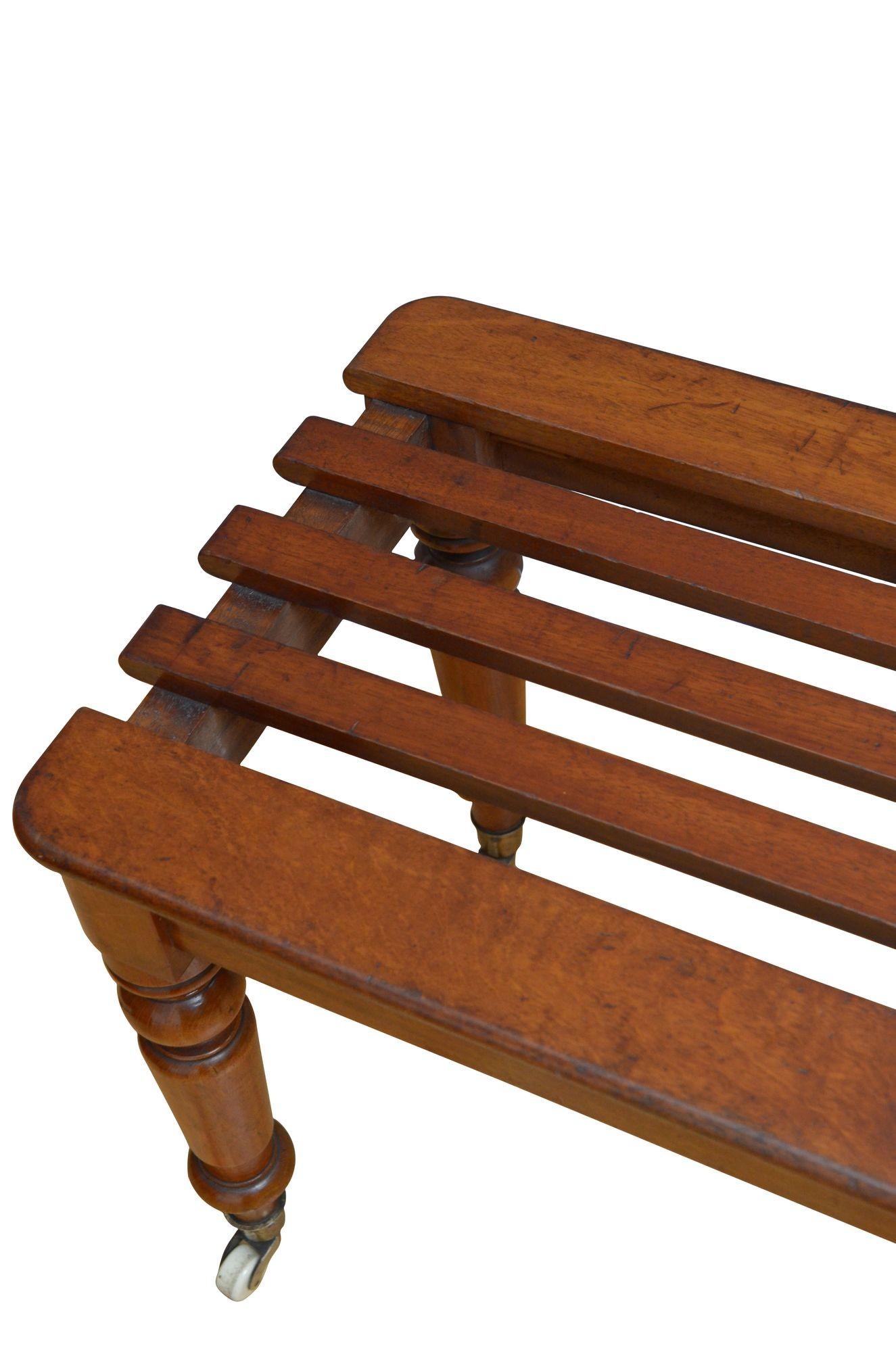 Superb English Victorian Hall Bench Luggage Rack In Good Condition For Sale In Whaley Bridge, GB