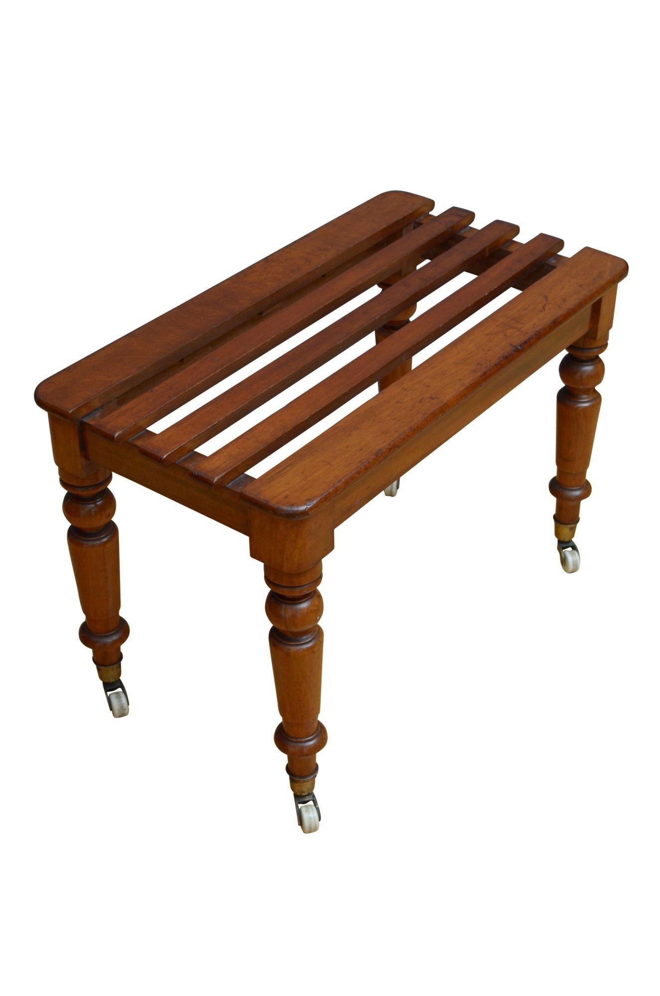 Superb English Victorian Hall Bench Luggage Rack For Sale 2