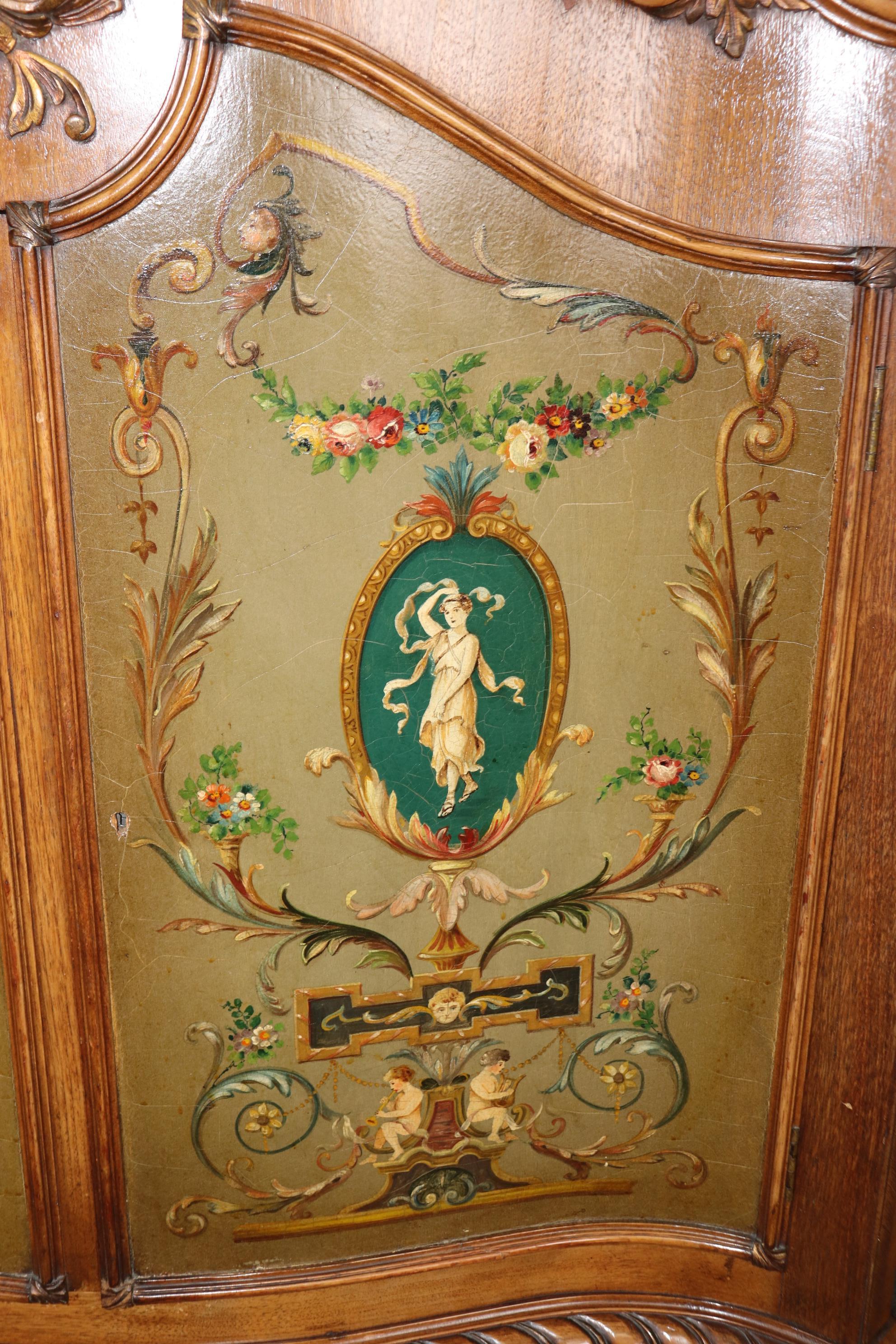 Superb Figural Paint Decorated French Louis XV Carved China Liquor Cabinet In Good Condition For Sale In Swedesboro, NJ
