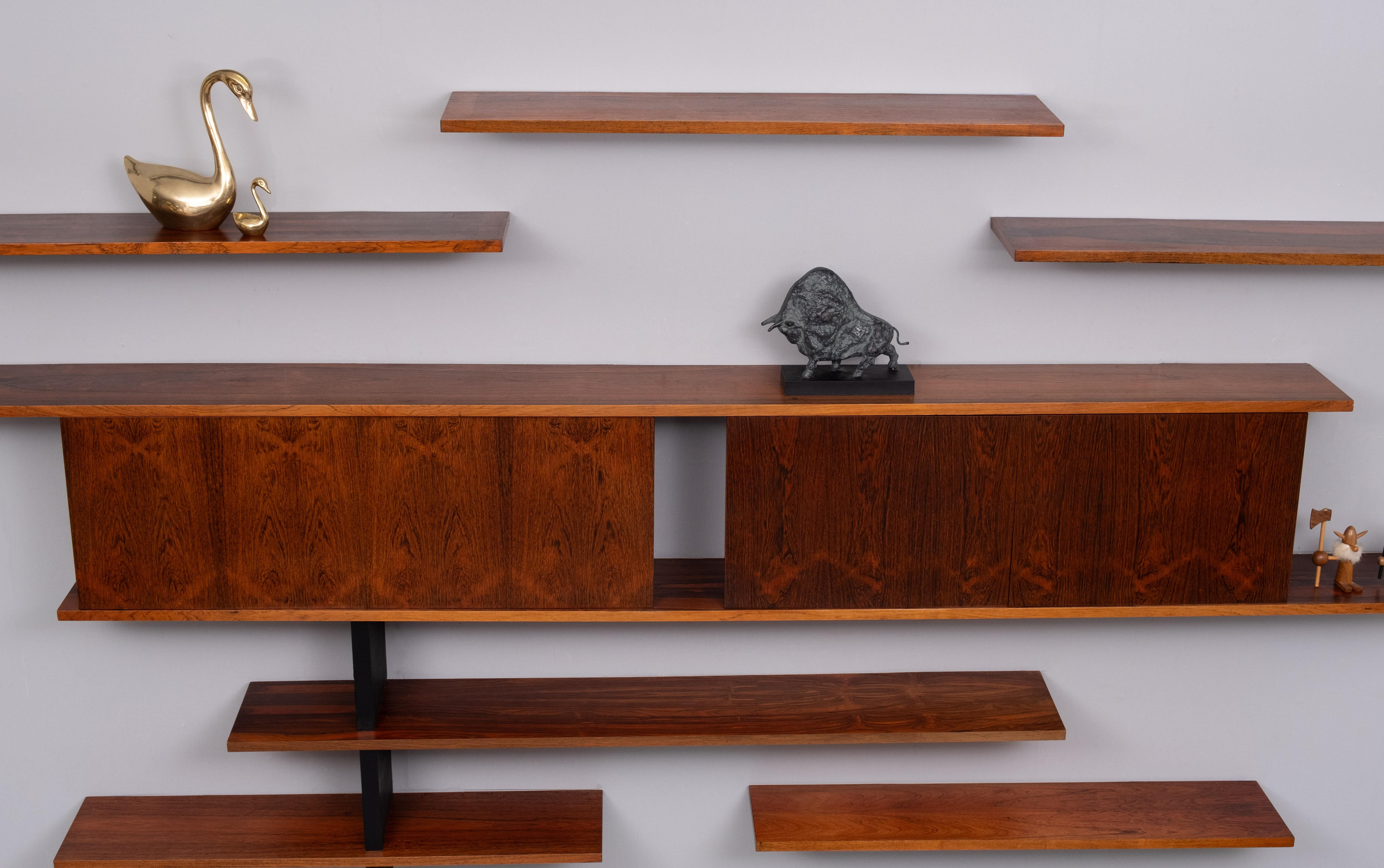 Mid-Century Modern Superb floating  DR Banz Bord  Wall system  1960s Germany