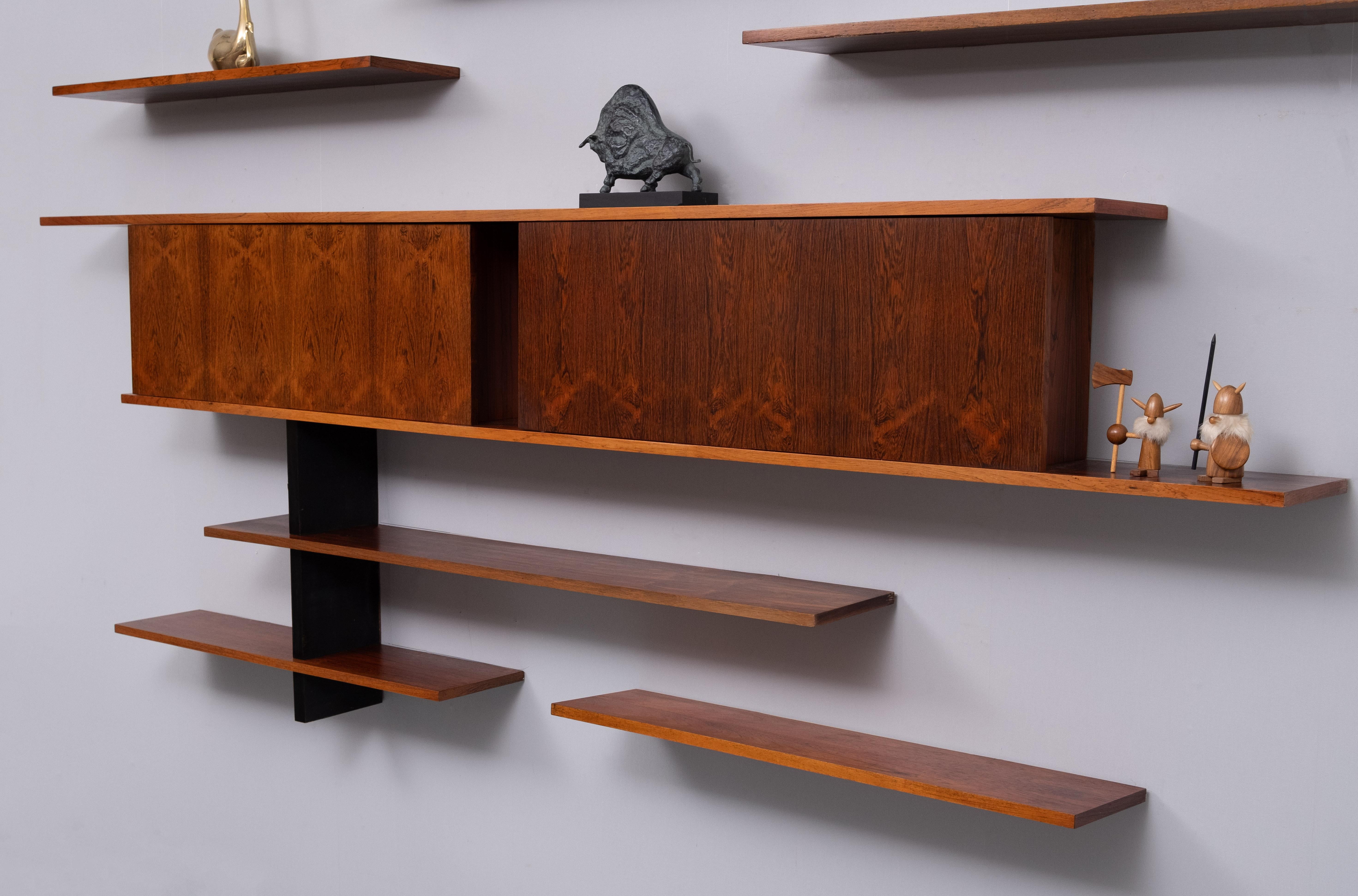 European Superb floating  DR Banz Bord  Wall system  1960s Germany