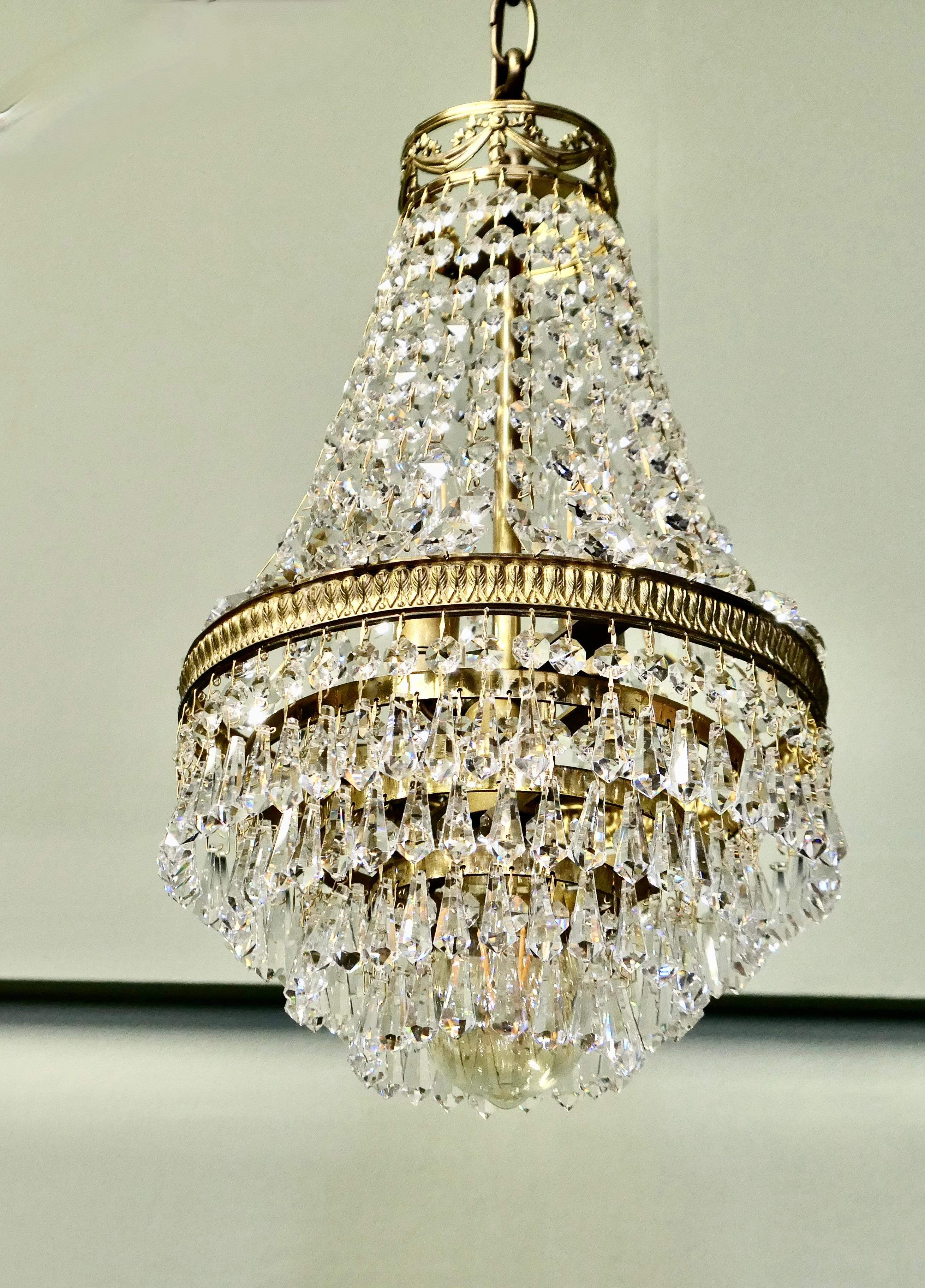 Splendido lampadario a tenda e a cascata in stile impero francese in vendita 1