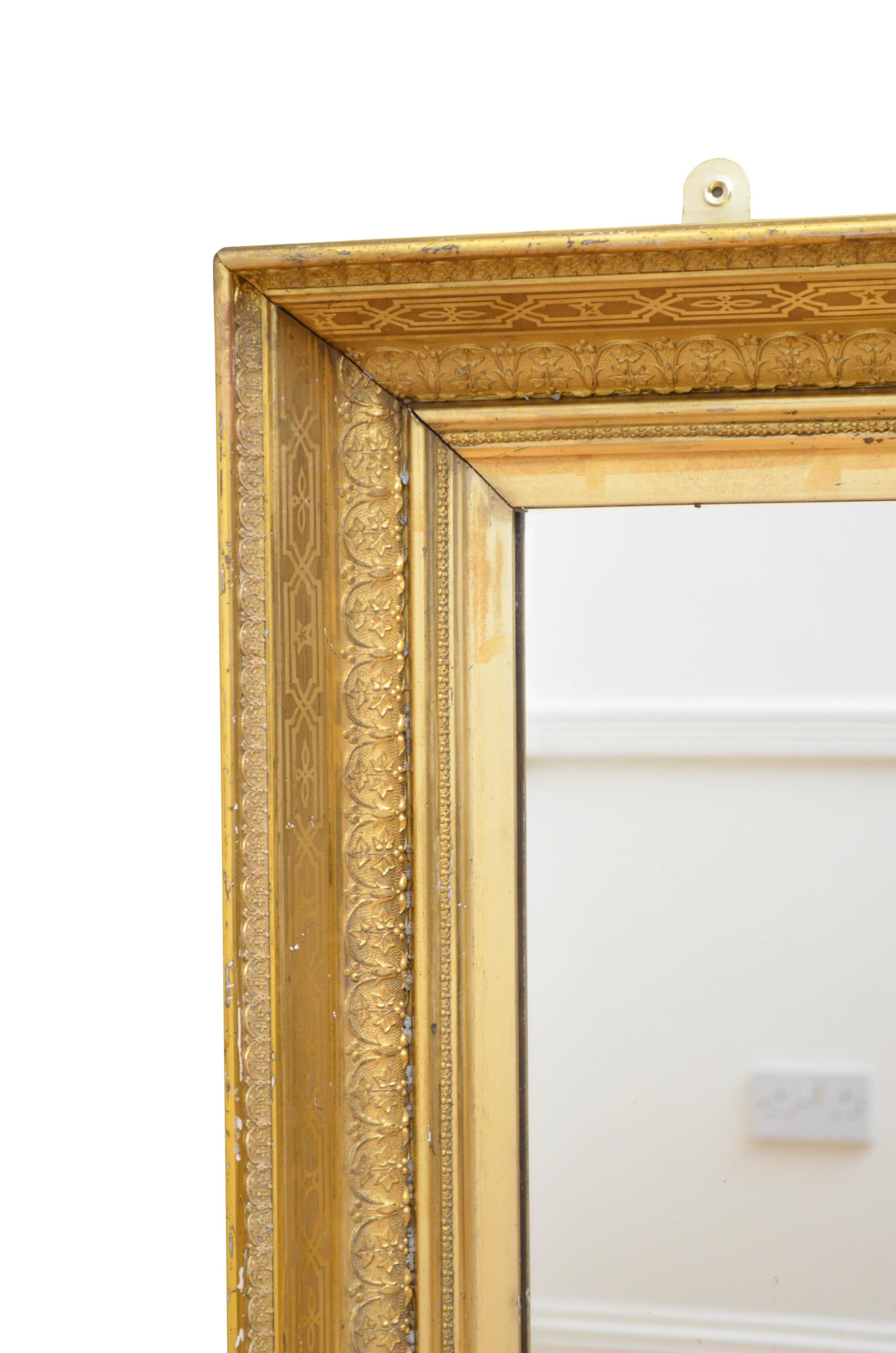 Mid-19th Century Superb French Giltwood Wall Mirror
