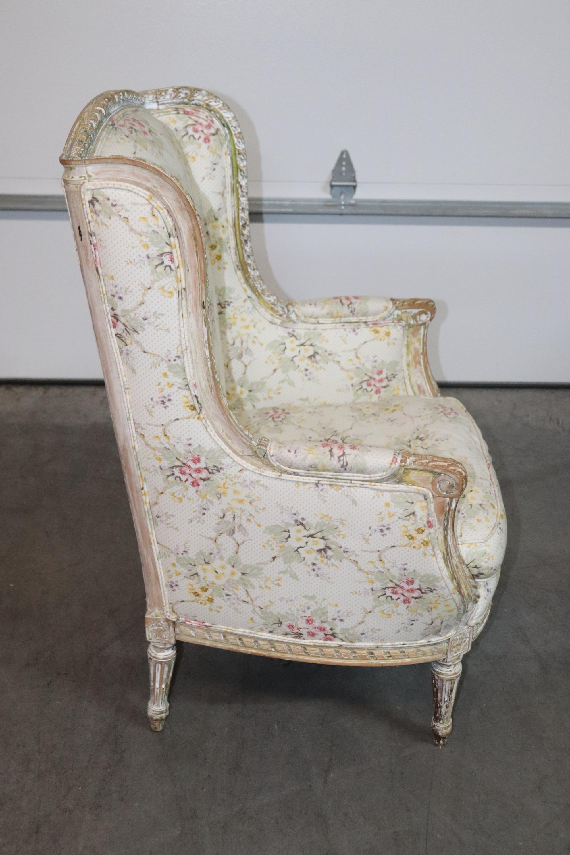 Superb French Painted Decorated Time-Worn Distressed Louis XV Bergere Chair 8
