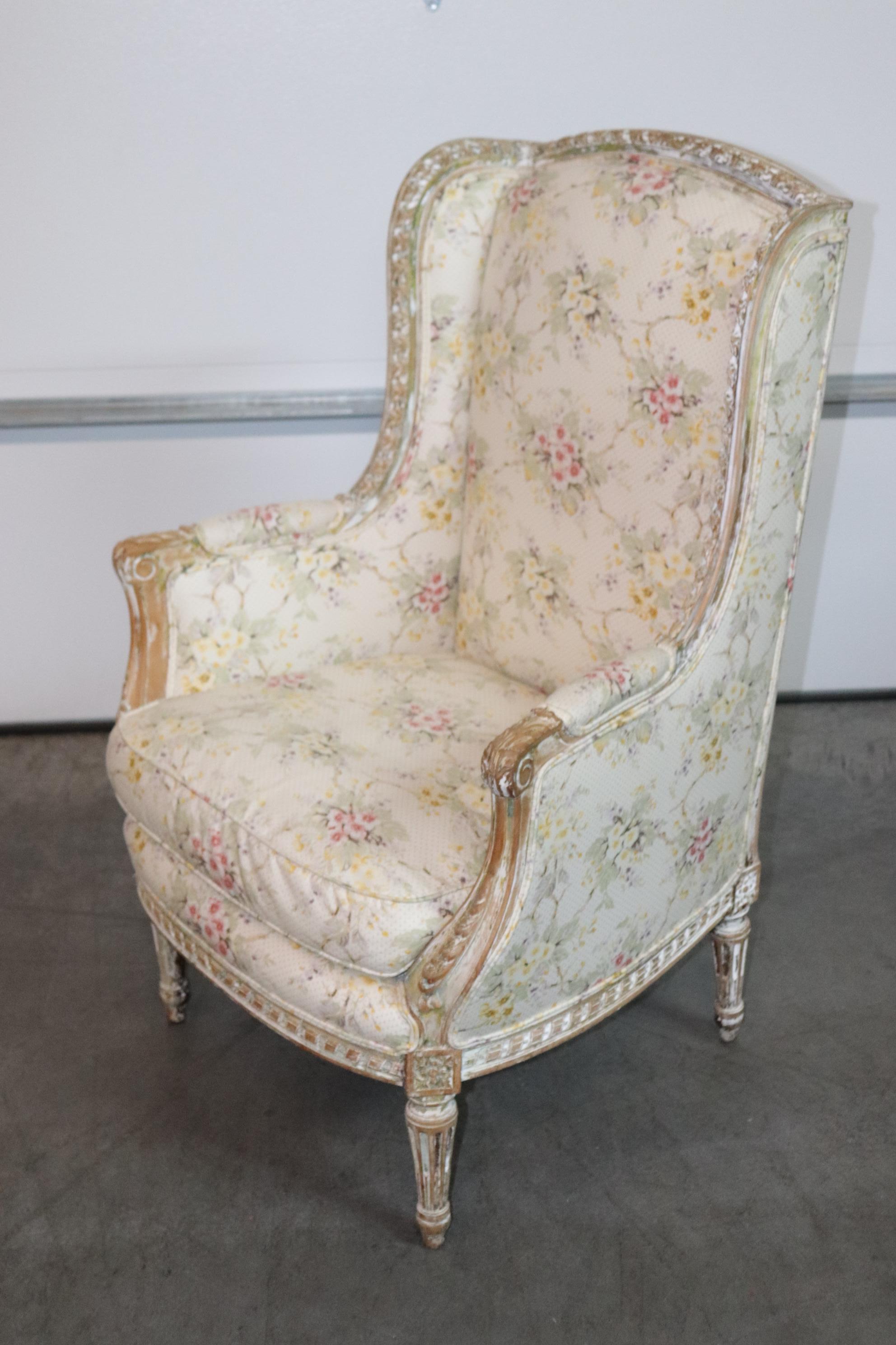 Superb French Painted Decorated Time-Worn Distressed Louis XV Bergere Chair 12