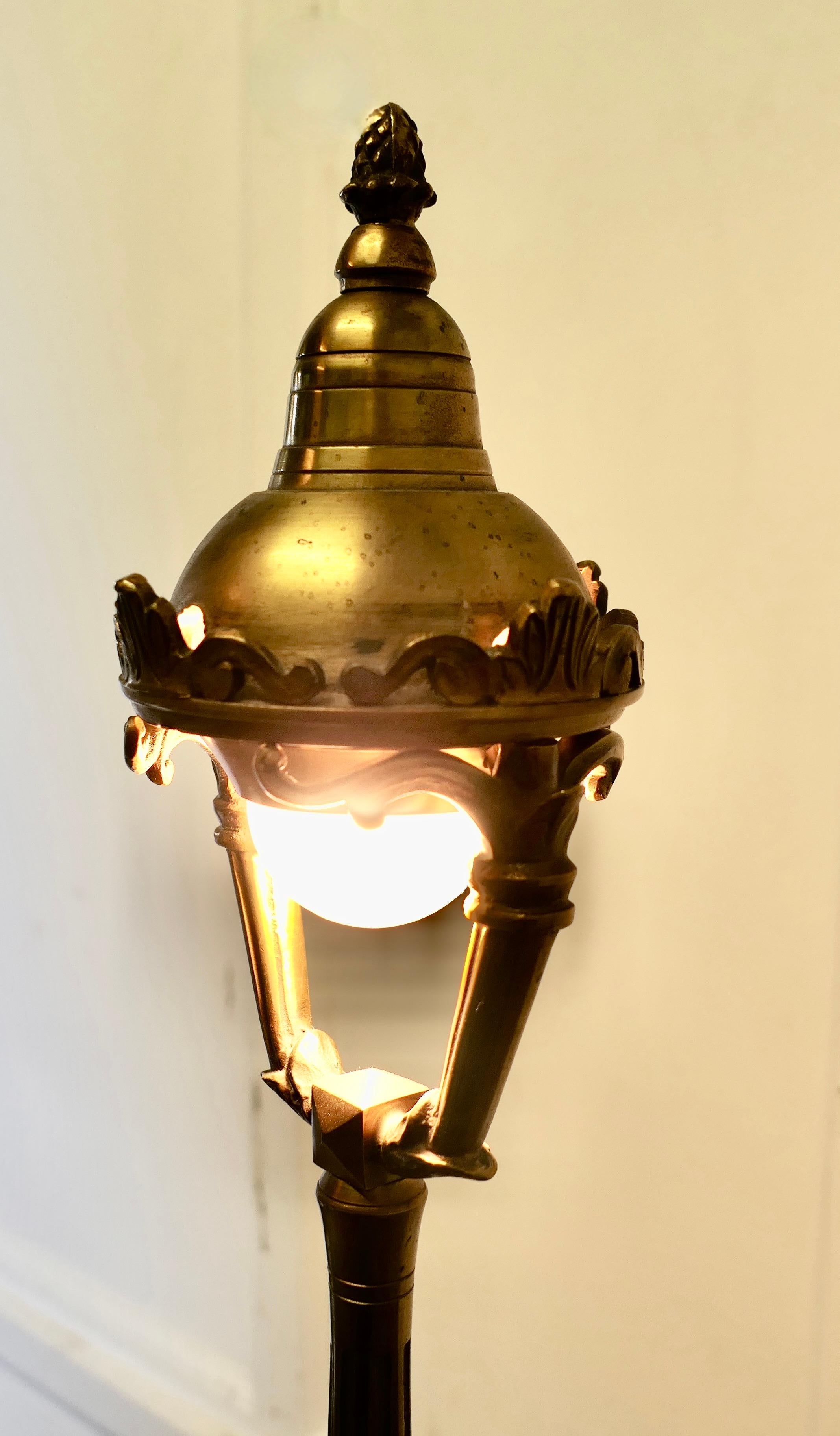 Superb French Table Lamp Modelled on a Paris Street Lamp For Sale 2