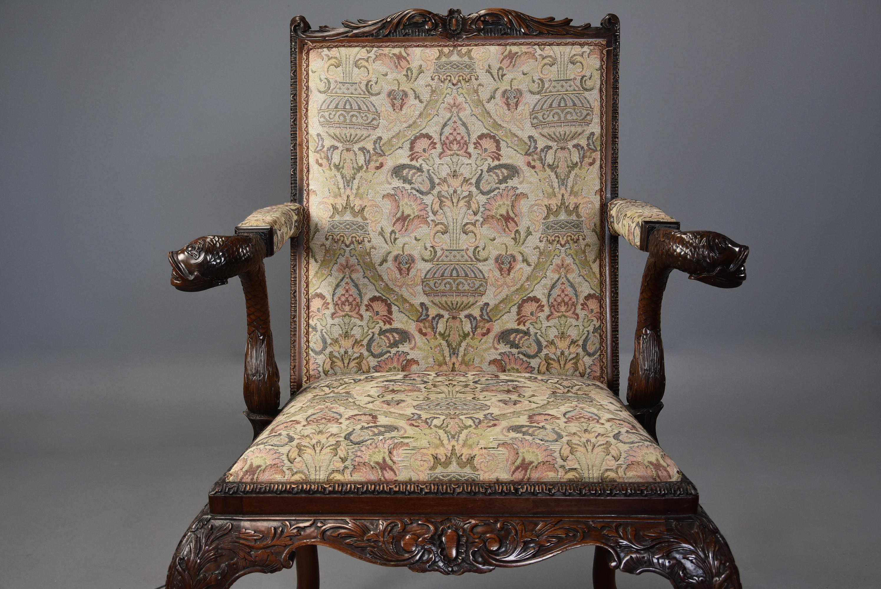 English Superb George II Style Mahogany Gainsborough Open Armchair or Library Chair For Sale