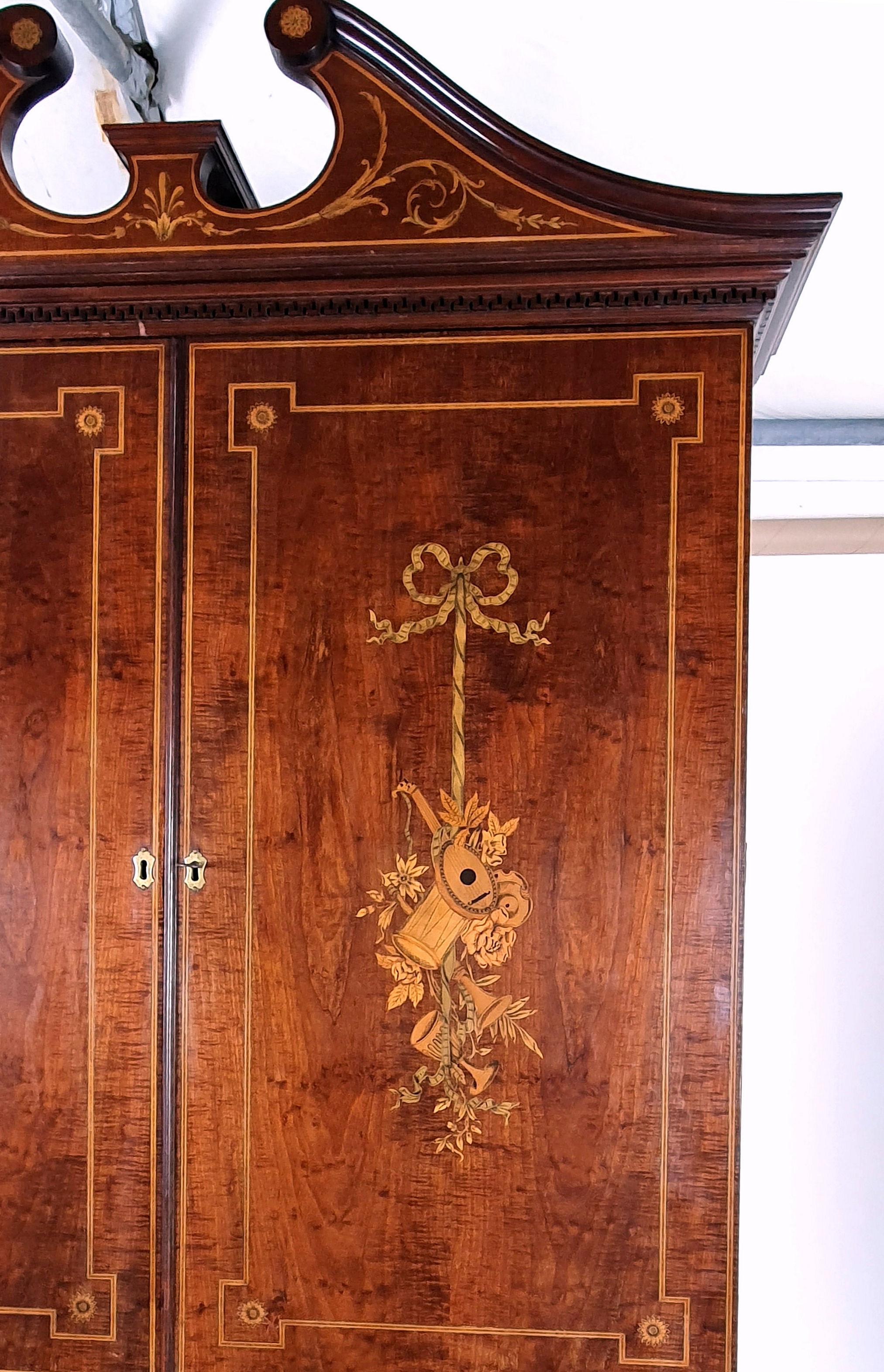Superb George III Marquetry Inlaid Mahogany Bureau Bookcase In Good Condition In London, west Sussex
