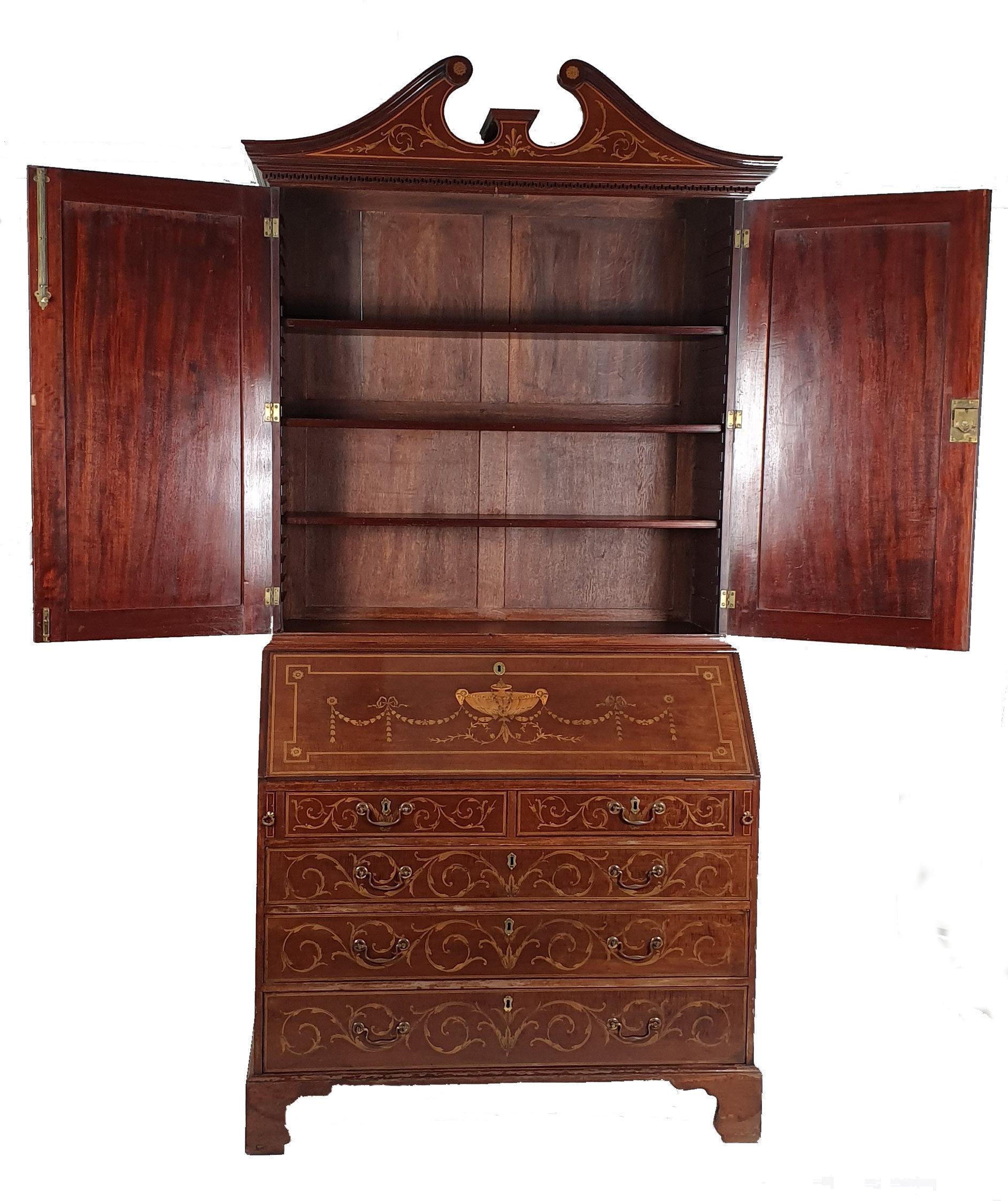 Superb George III Marquetry Inlaid Mahogany Bureau Bookcase 2