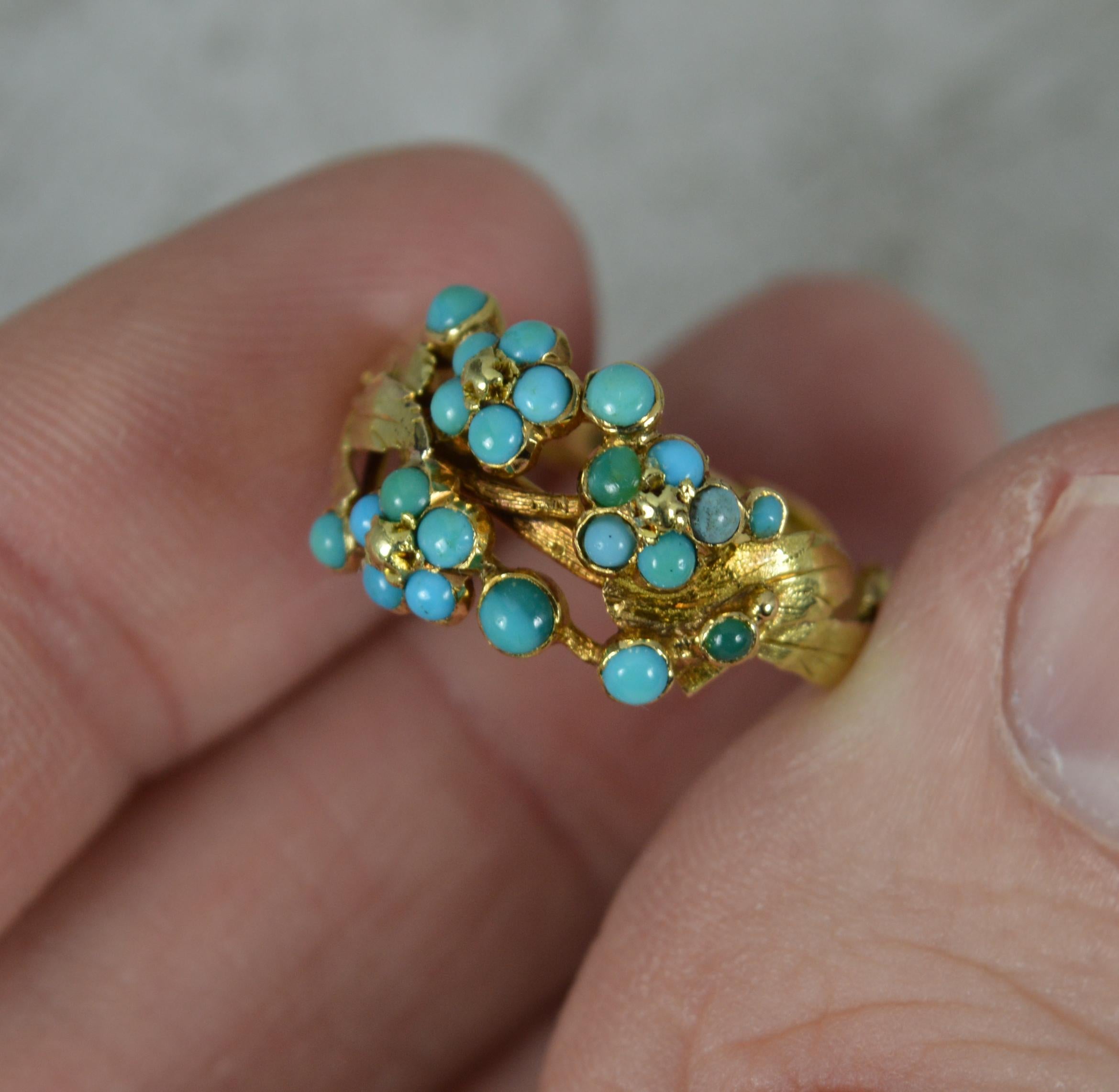 Superb Georgian 15ct Gold and Turquoise Floral Cluster Ring In Excellent Condition For Sale In St Helens, GB