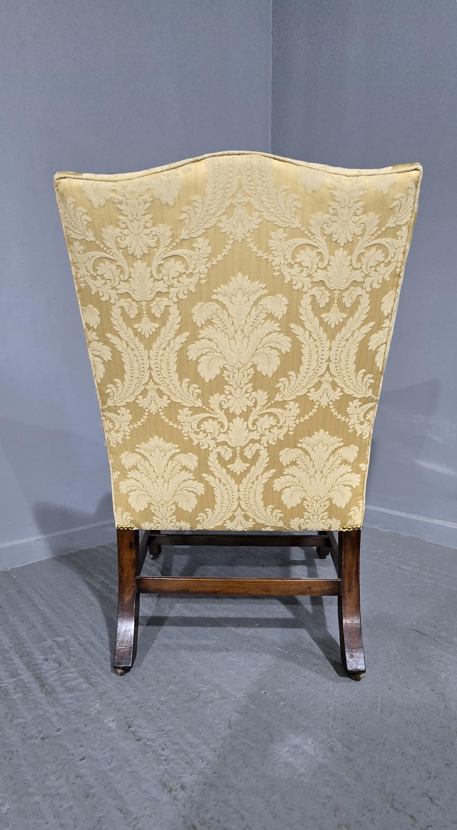 Superbe chaise de bibliothèque Gainsborough de style géorgien en vente 1