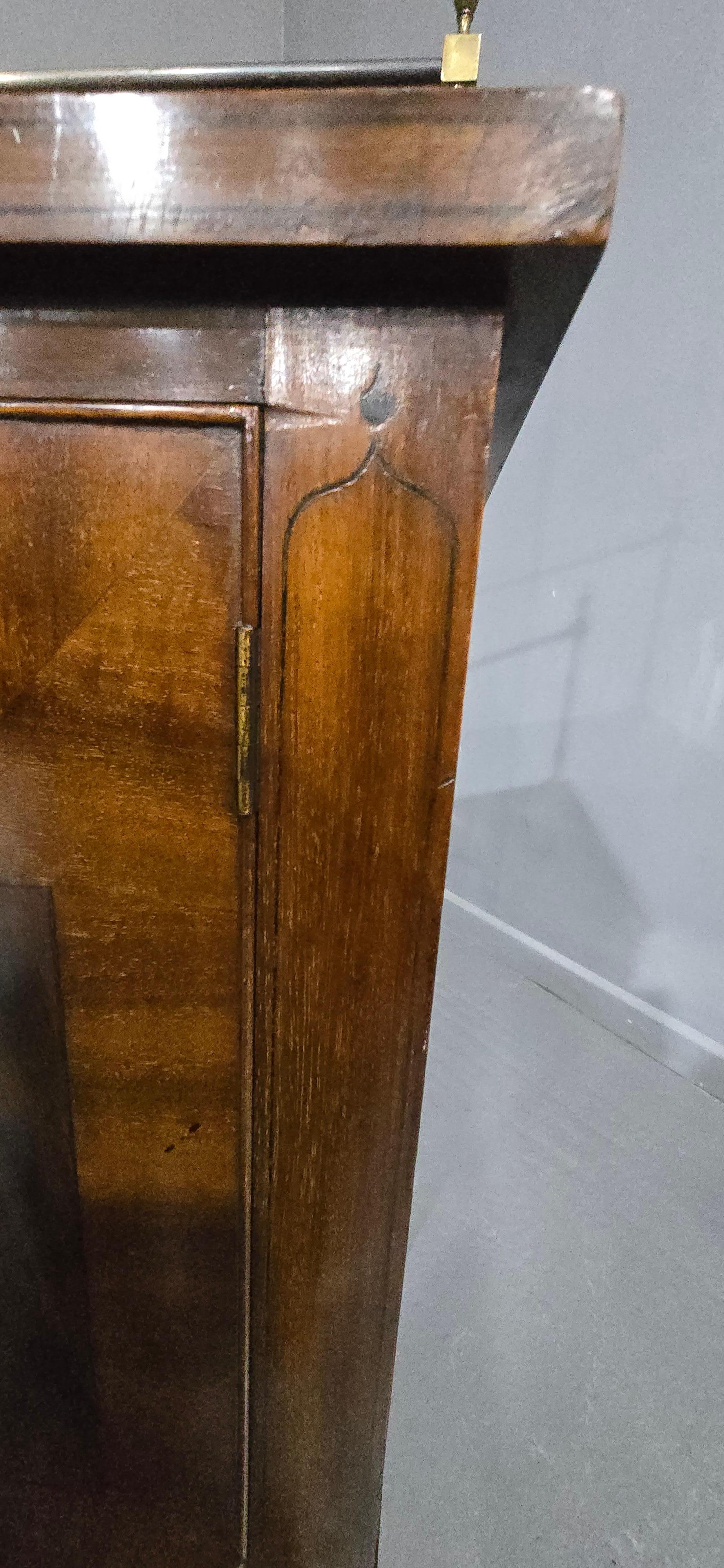Superb Georgian Mahogany Sideboard For Sale 7