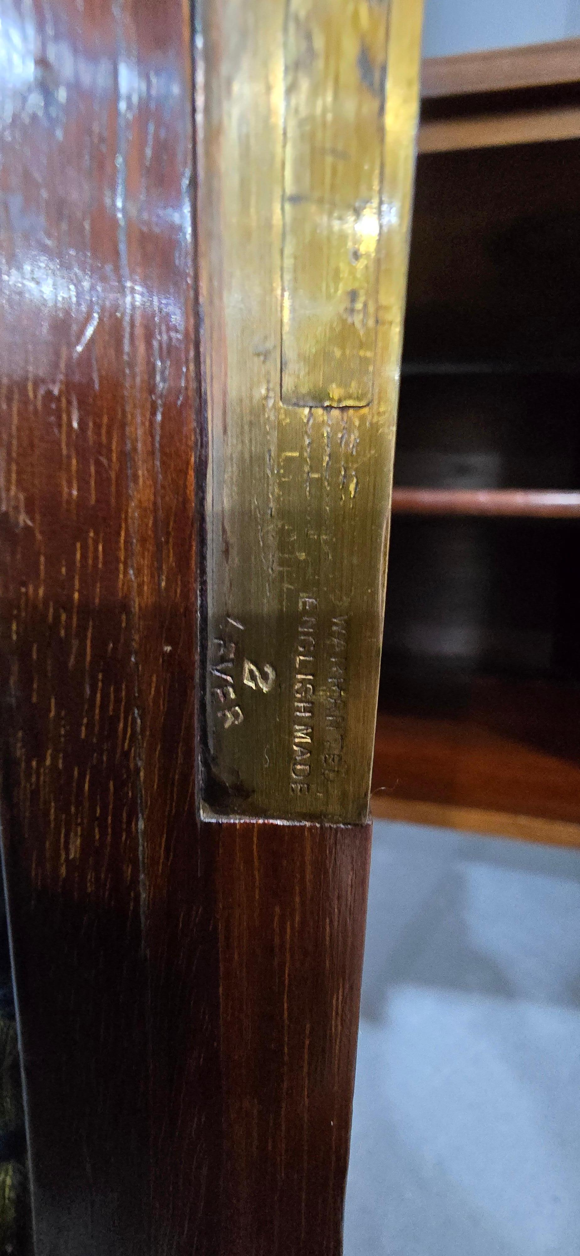 Superb Georgian Mahogany Sideboard For Sale 3