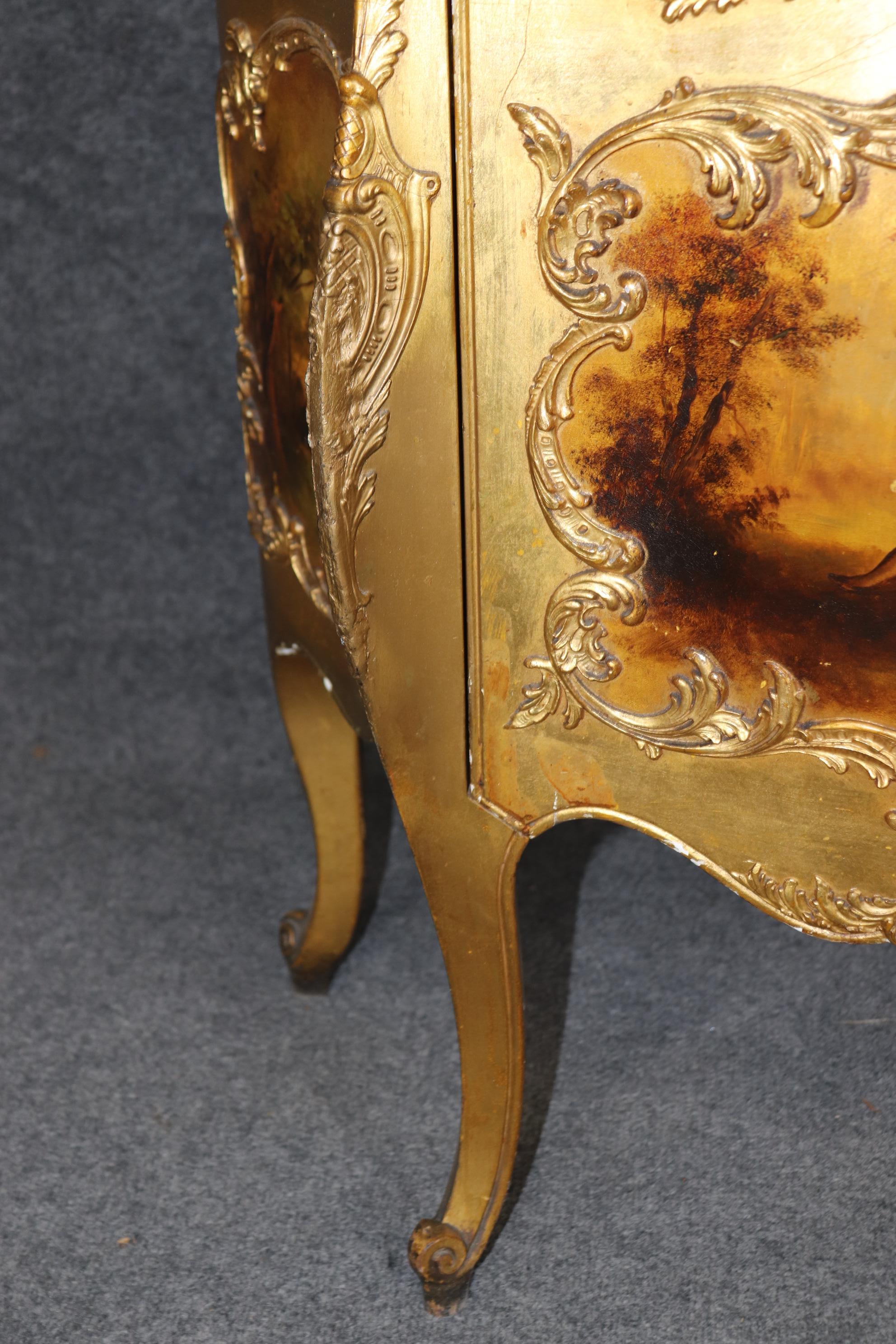 Superb Gilded Vernis Martin French Louis XV Style Painted Vitrine For Sale 6