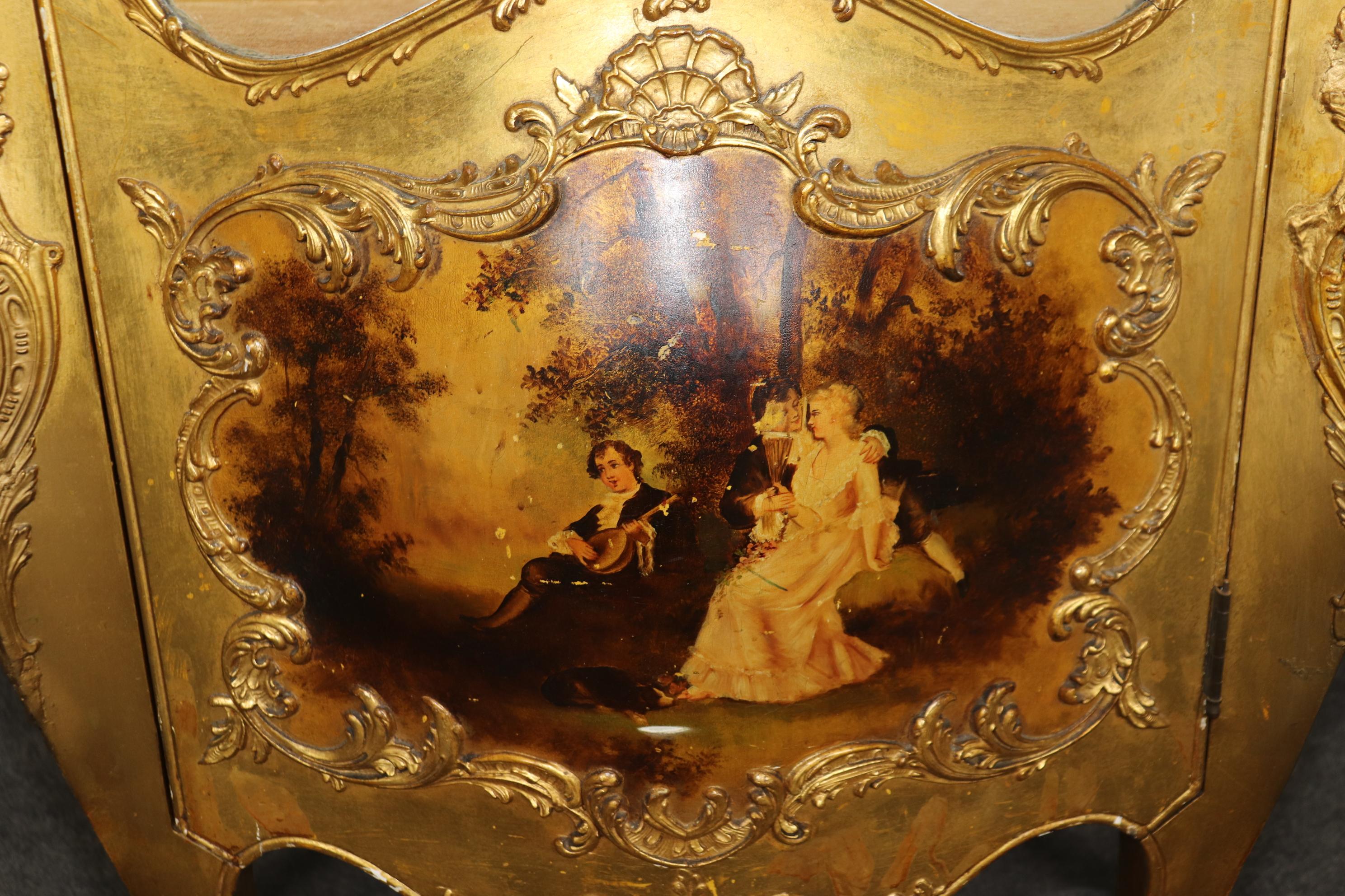 Superb Gilded Vernis Martin French Louis XV Style Painted Vitrine For Sale 7