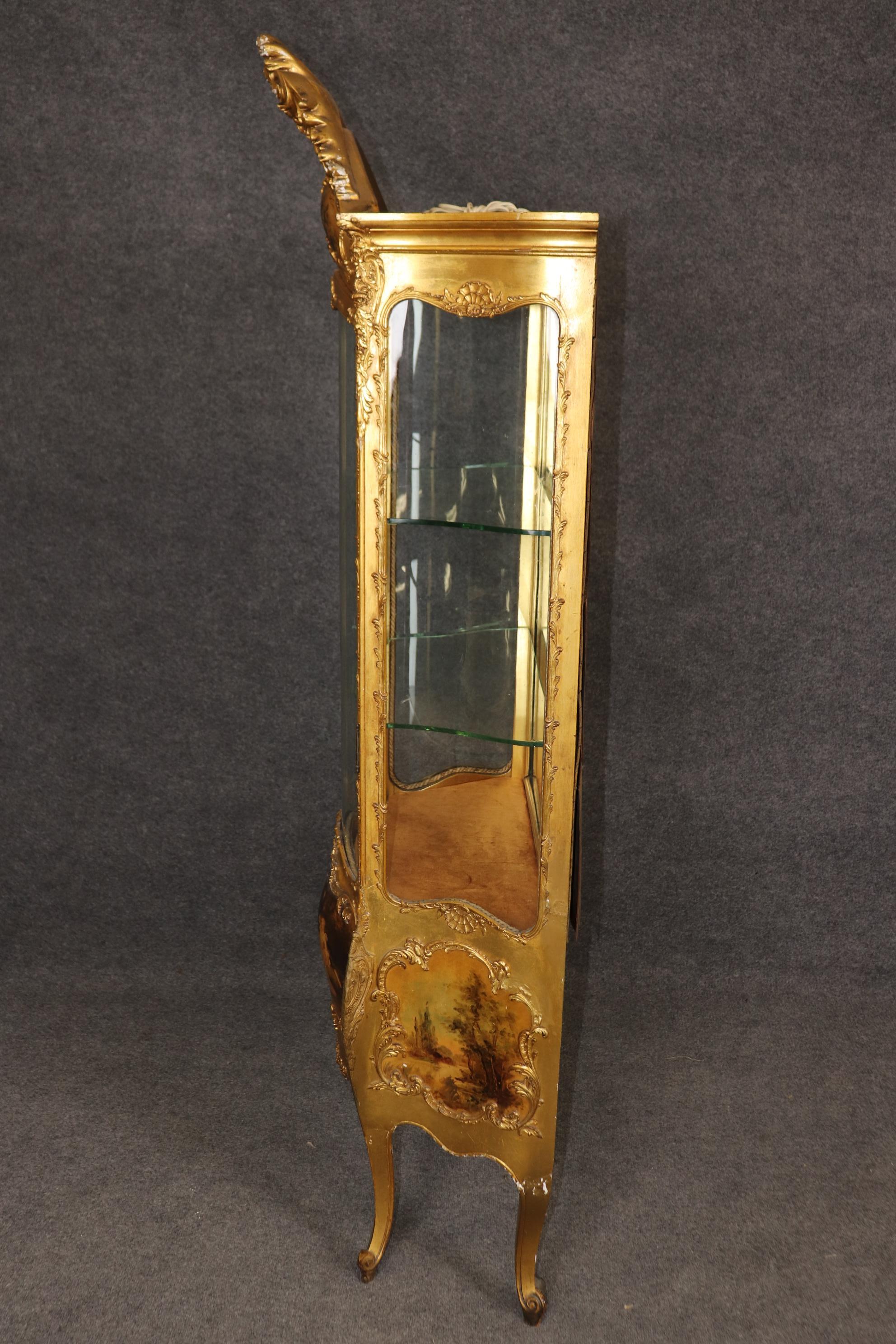 Superb Gilded Vernis Martin French Louis XV Style Painted Vitrine For Sale 2