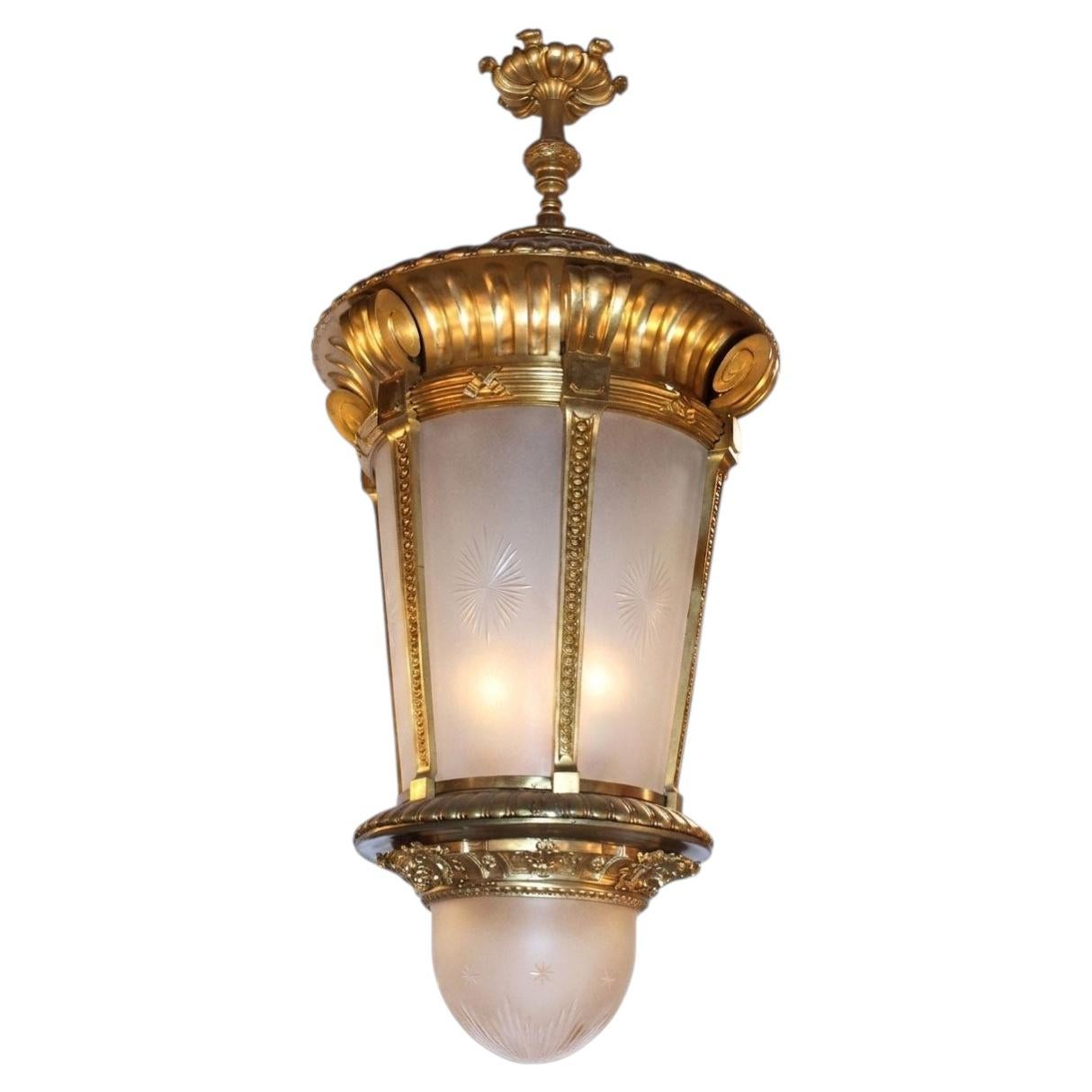 Superbe lanterne en bronze doré en vente