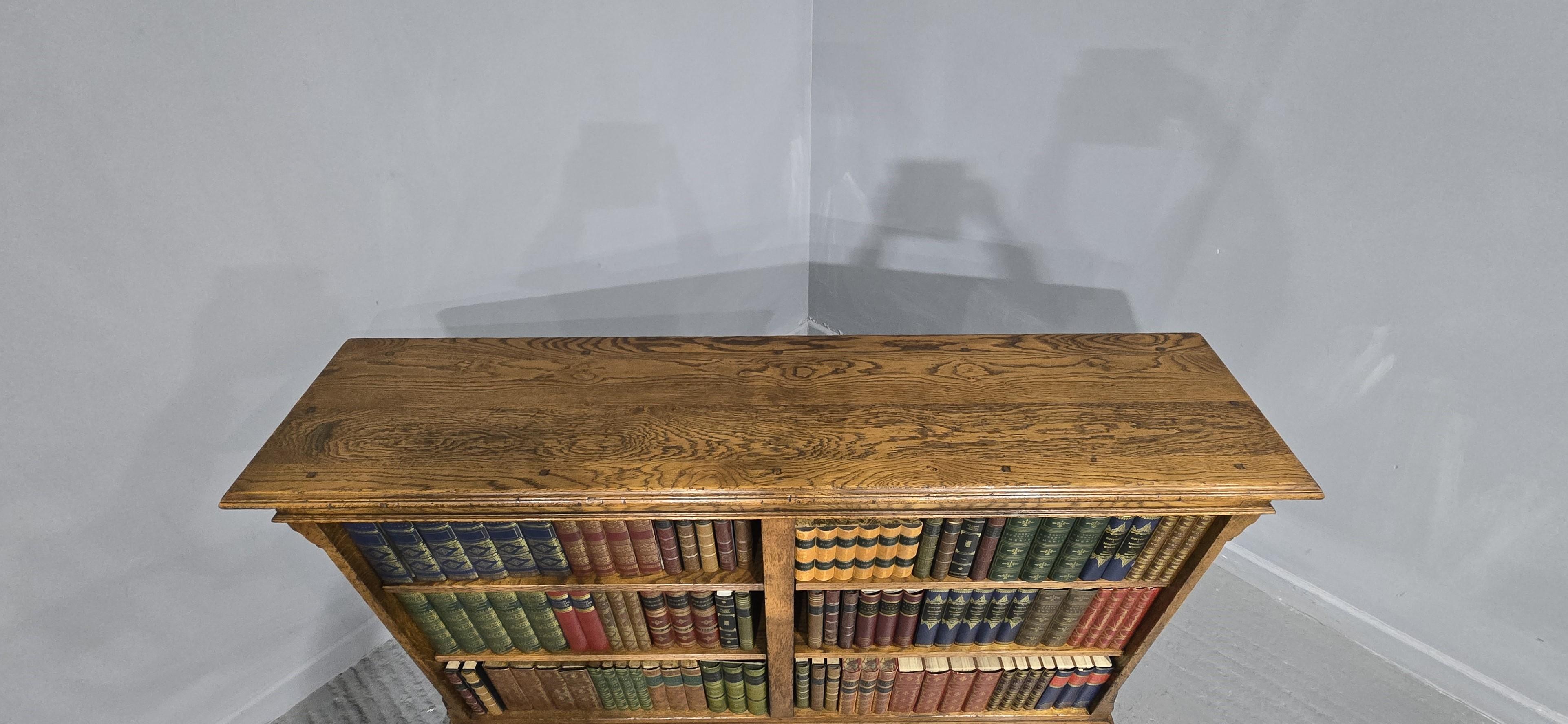 20th Century Superb Golden Oak Open Adjustable Library Bookcase For Sale