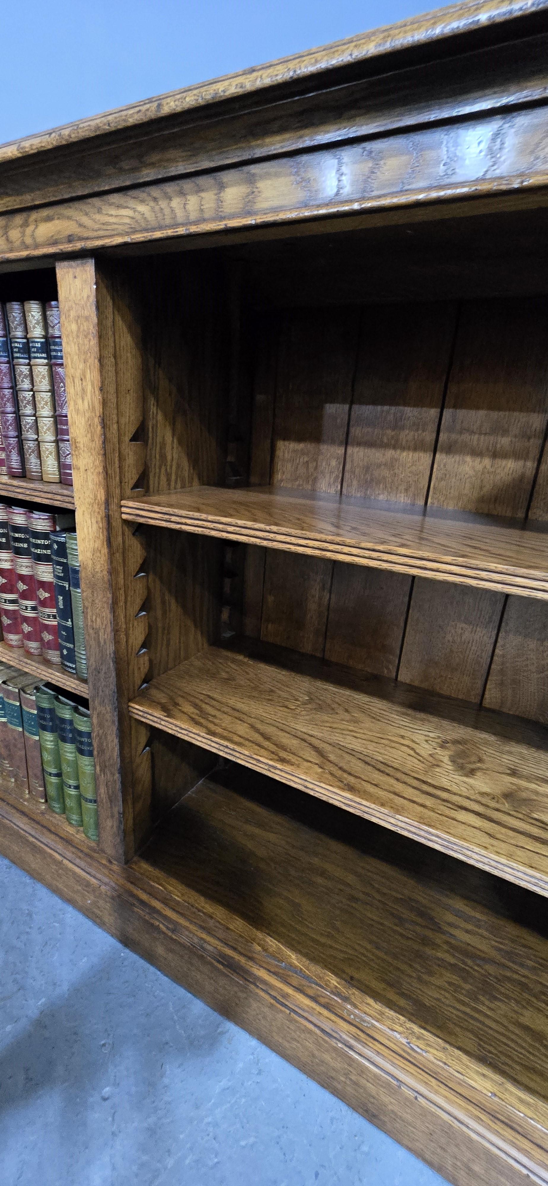 Superb Golden Oak Open Adjustable Library Bookcase For Sale 1