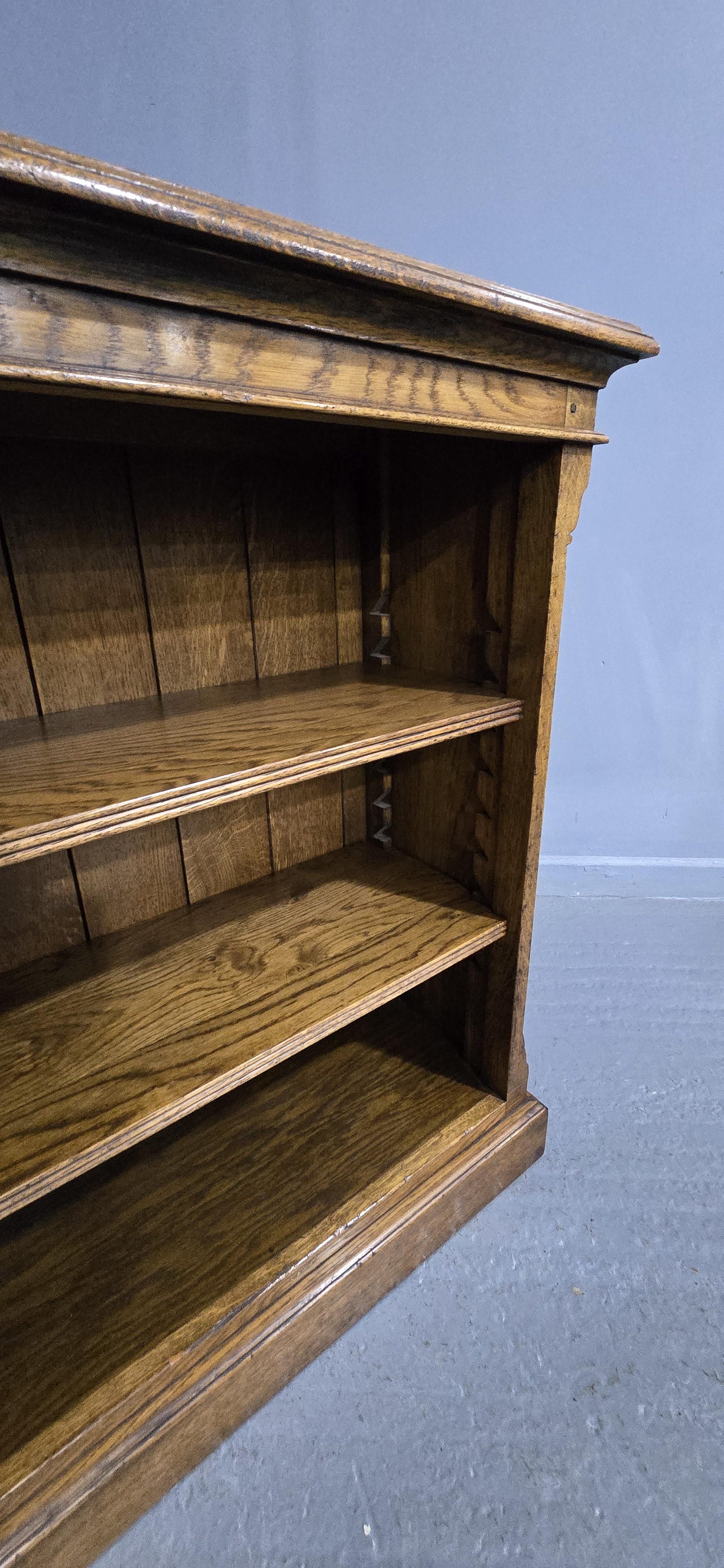 Superb Golden Oak Open Adjustable Library Bookcase For Sale 2