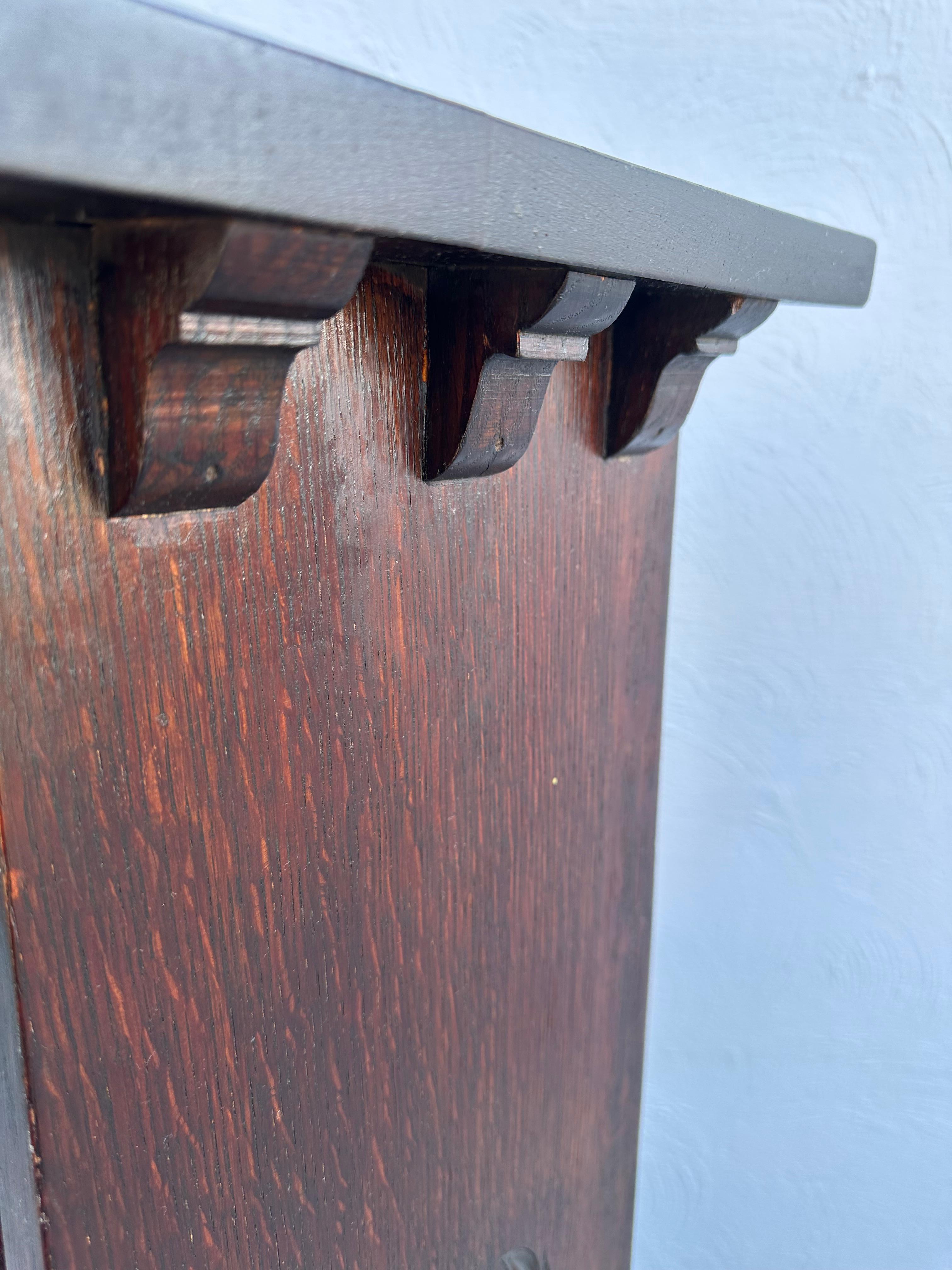 SUPERB Gustav Stickley Early Chalet Magazine Stand 