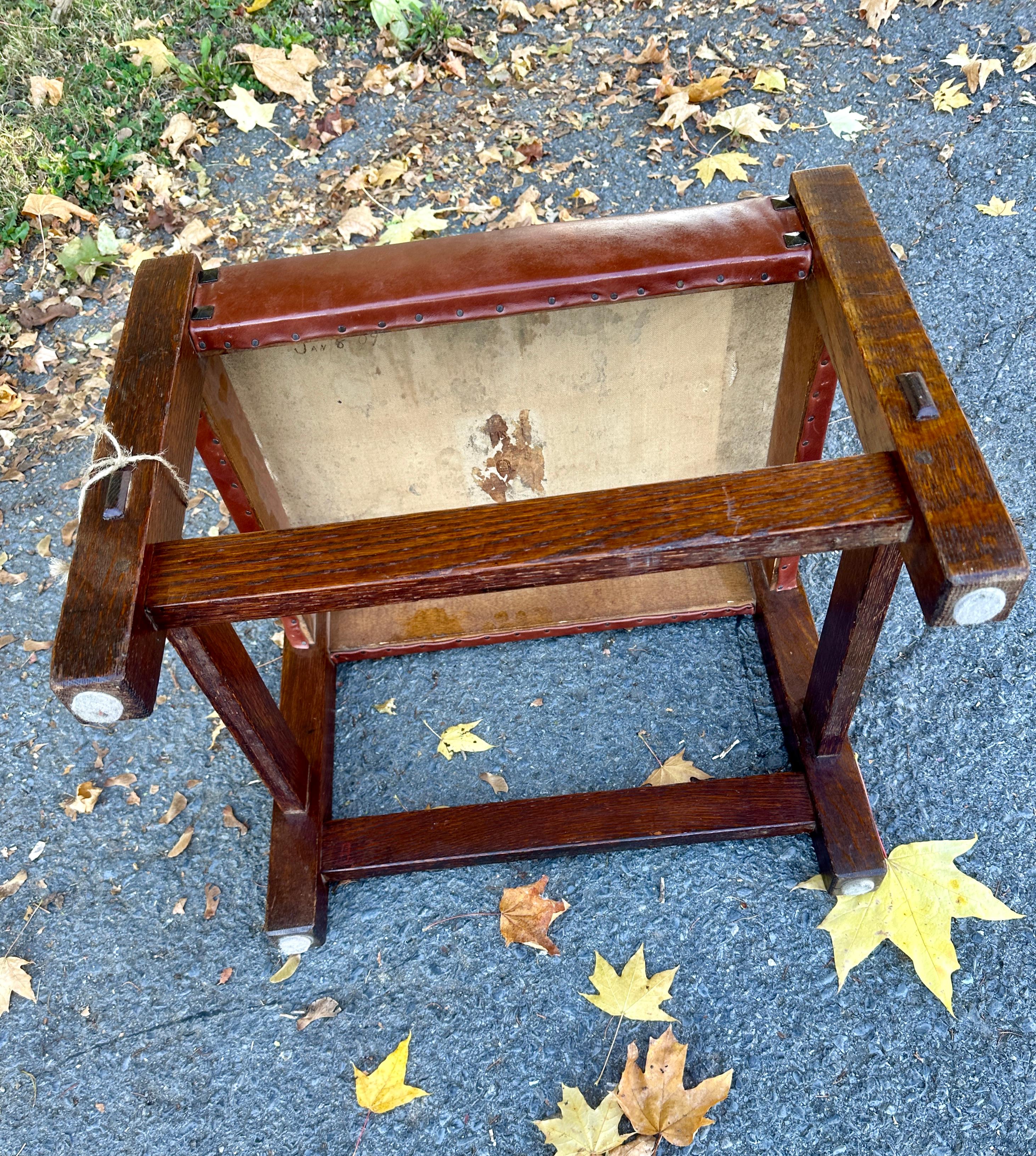 SUPERB Gustav Stickley Modell 300 Fußhocker - W8111 im Angebot 1