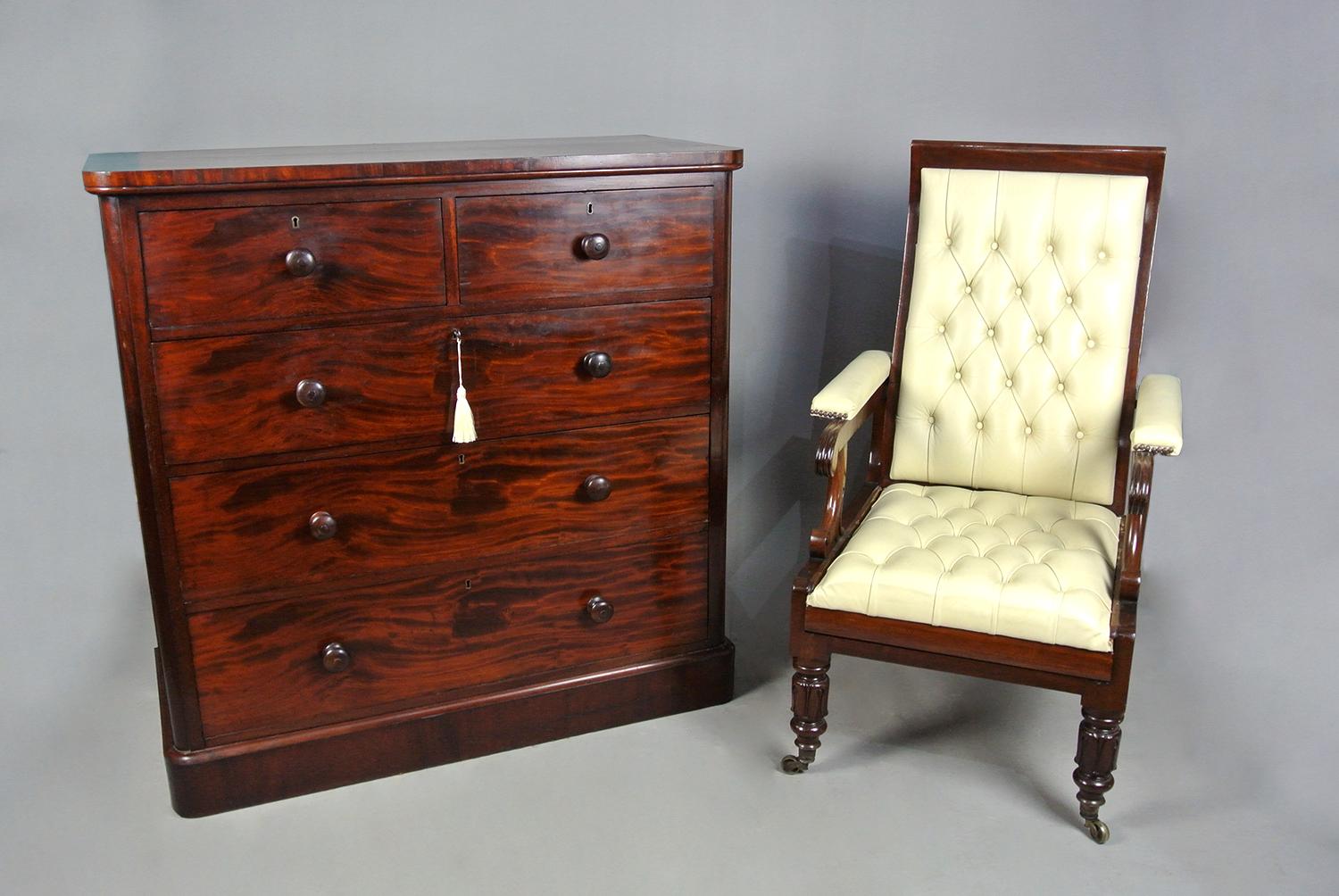 Mahogany Superb Holland & Sons Chest of Drawers c. 1870