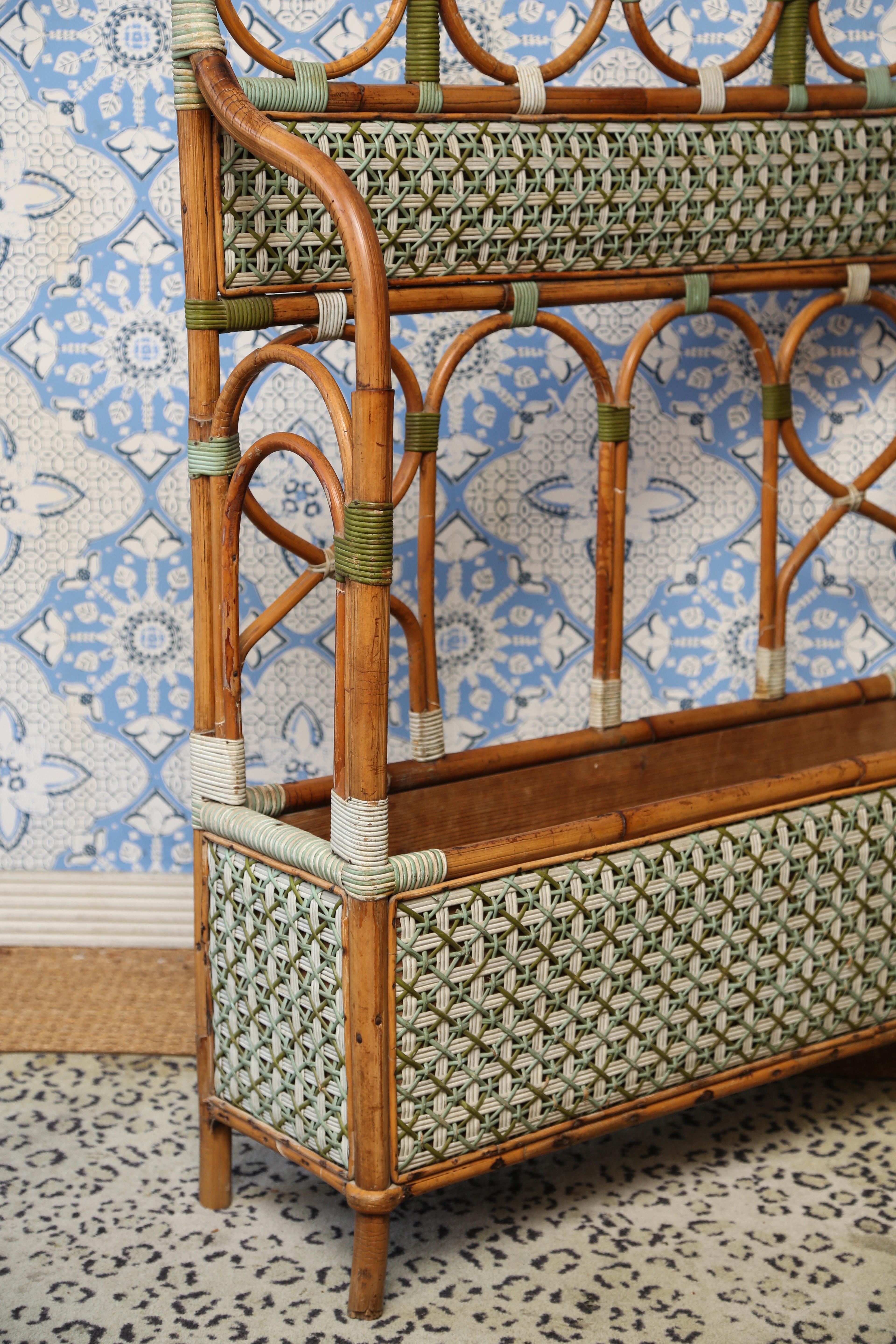 Superb Italian Vintage Bamboo and Rattan Hall Tree In Good Condition In West Palm Beach, FL