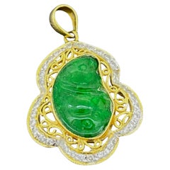 Superb Jade Carving & Diamond Filigree Motif 18K Yellow Gold Vintage Pendant