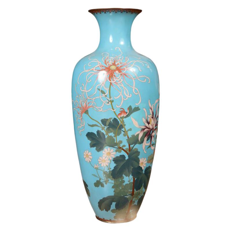 Superbe vase en émail cloisonné japonais en vente