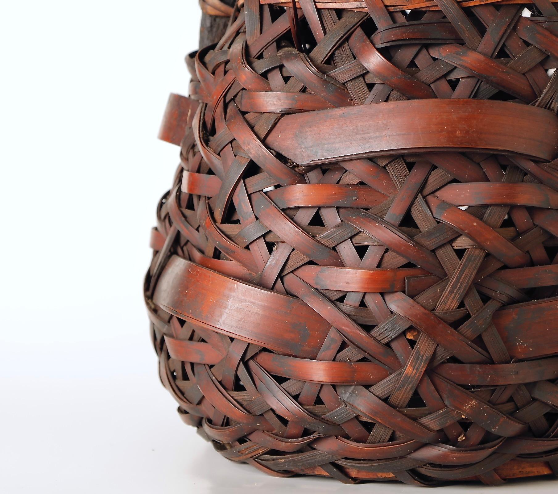 Superb Japanese Ikebana Bamboo Basket, 20th Century For Sale 5