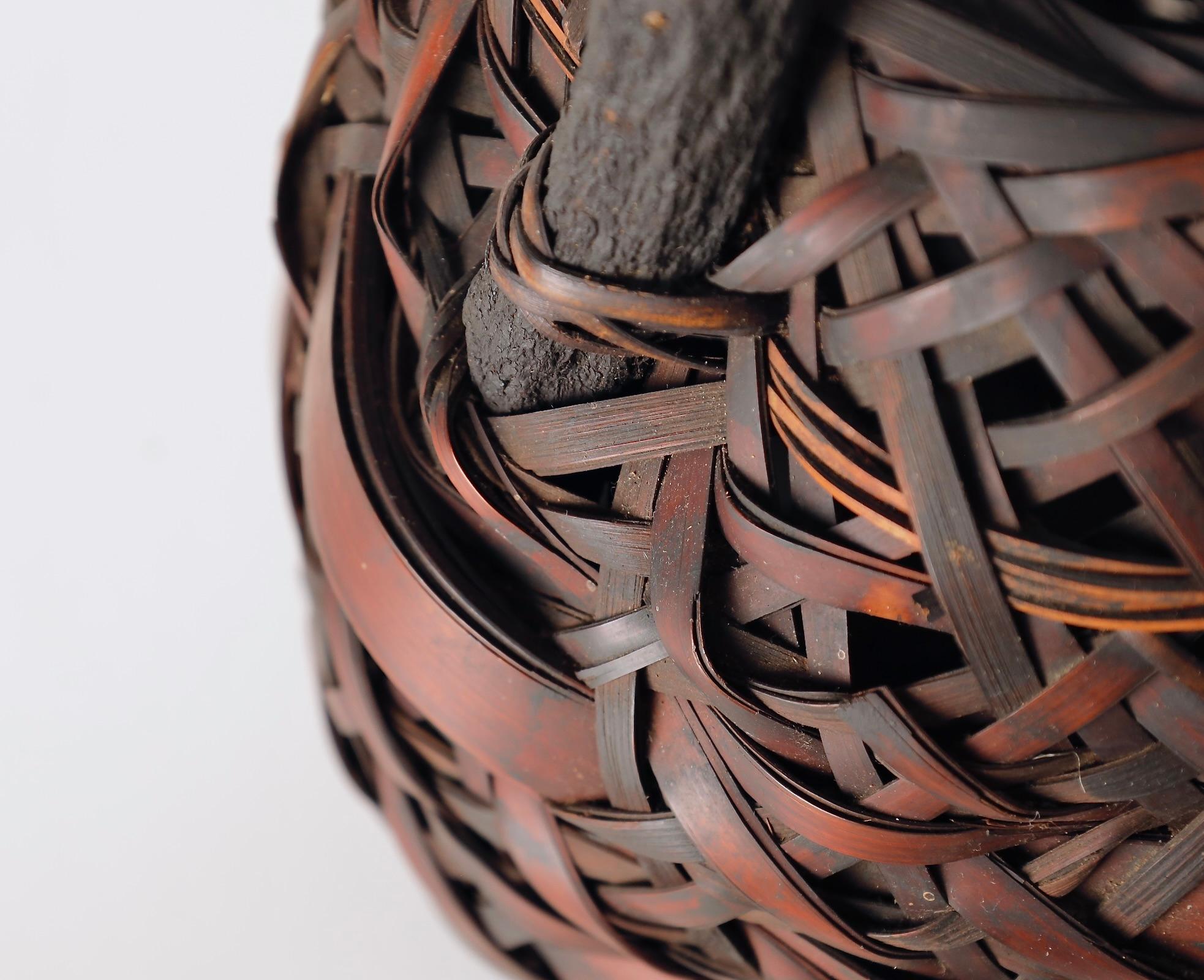 Superb Japanese Ikebana Bamboo Basket, 20th Century For Sale 6