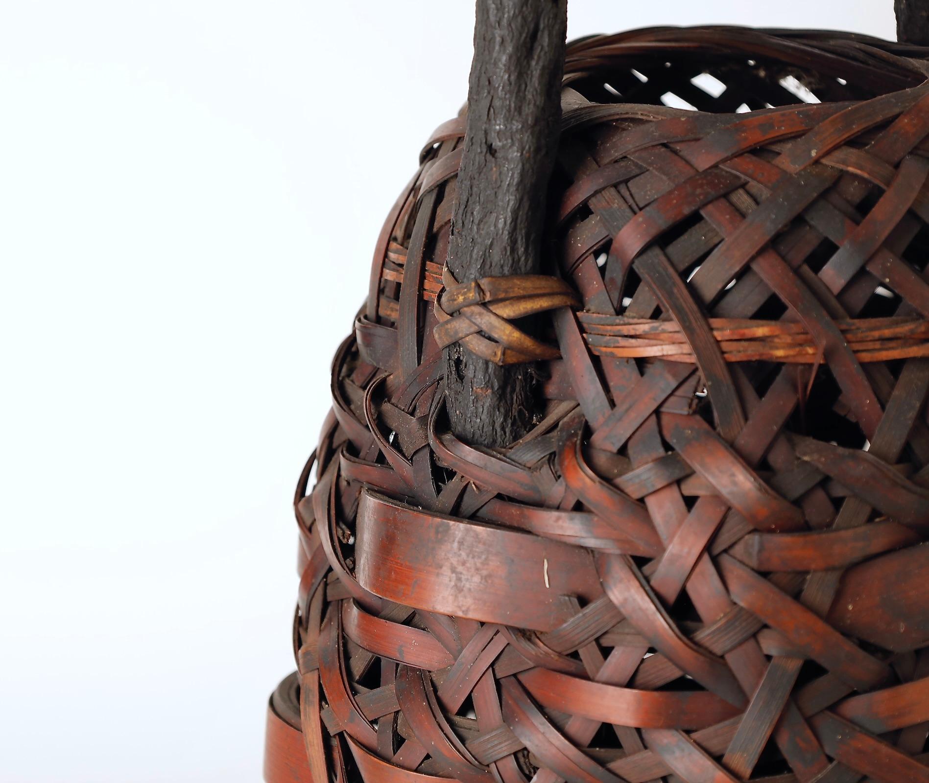 Superb Japanese Ikebana Bamboo Basket, 20th Century For Sale 4