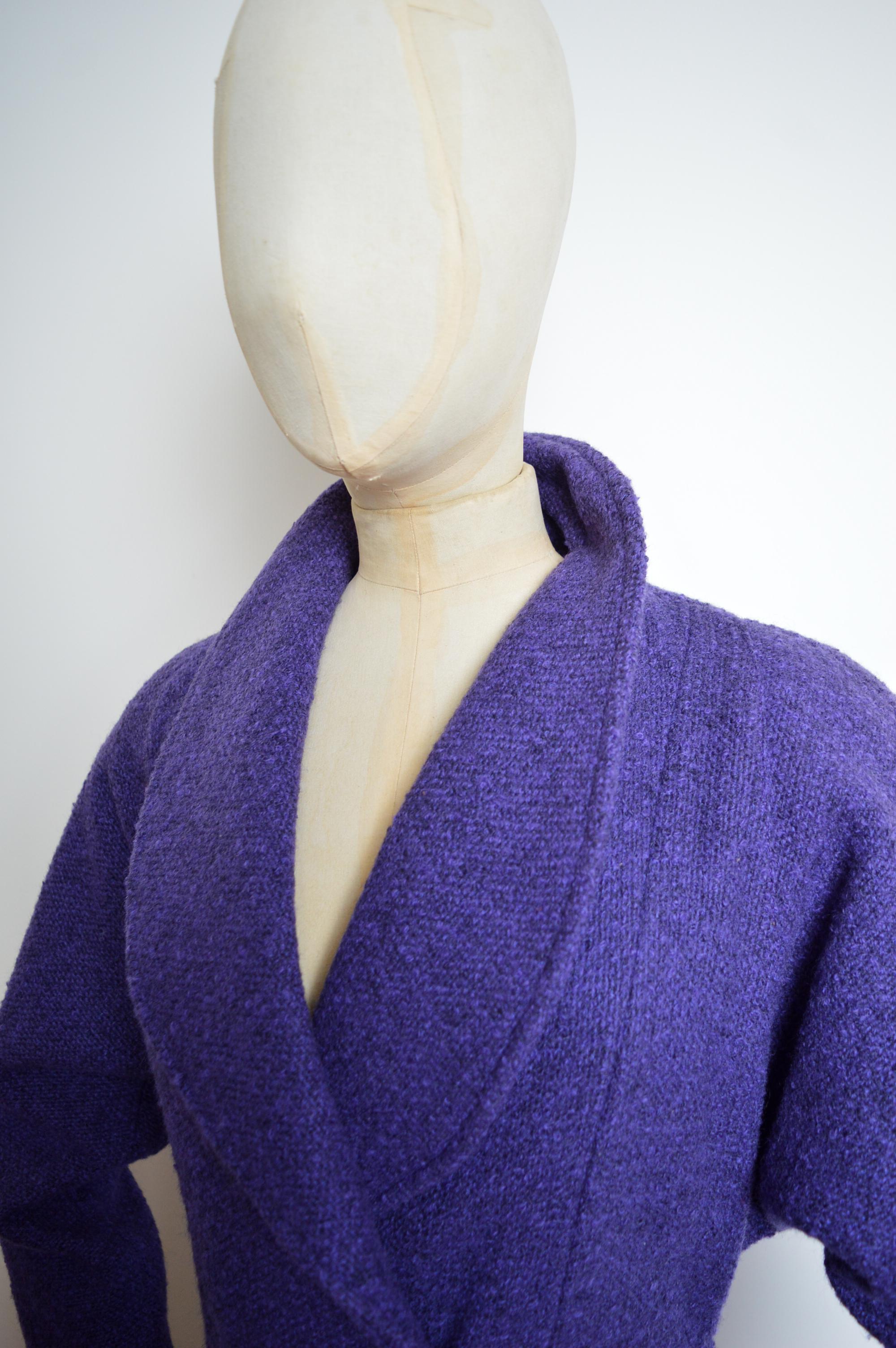 Superb JEANNE LANVIN 1930’s long Purple Tweed Boucle Wool Swing Coat For Sale 6