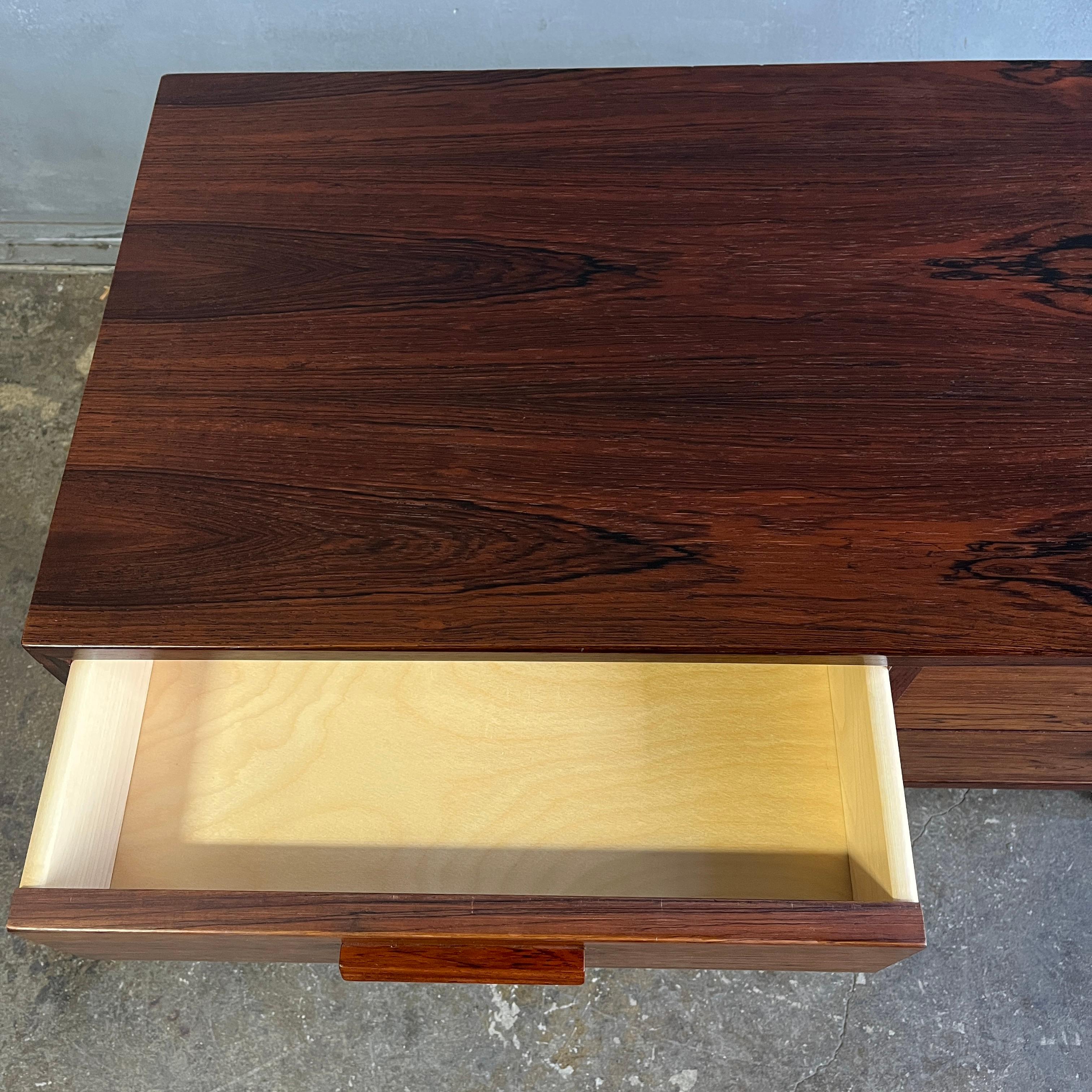 Superb Kai Kristiansen Rosewood Chest of Drawers In Good Condition For Sale In BROOKLYN, NY