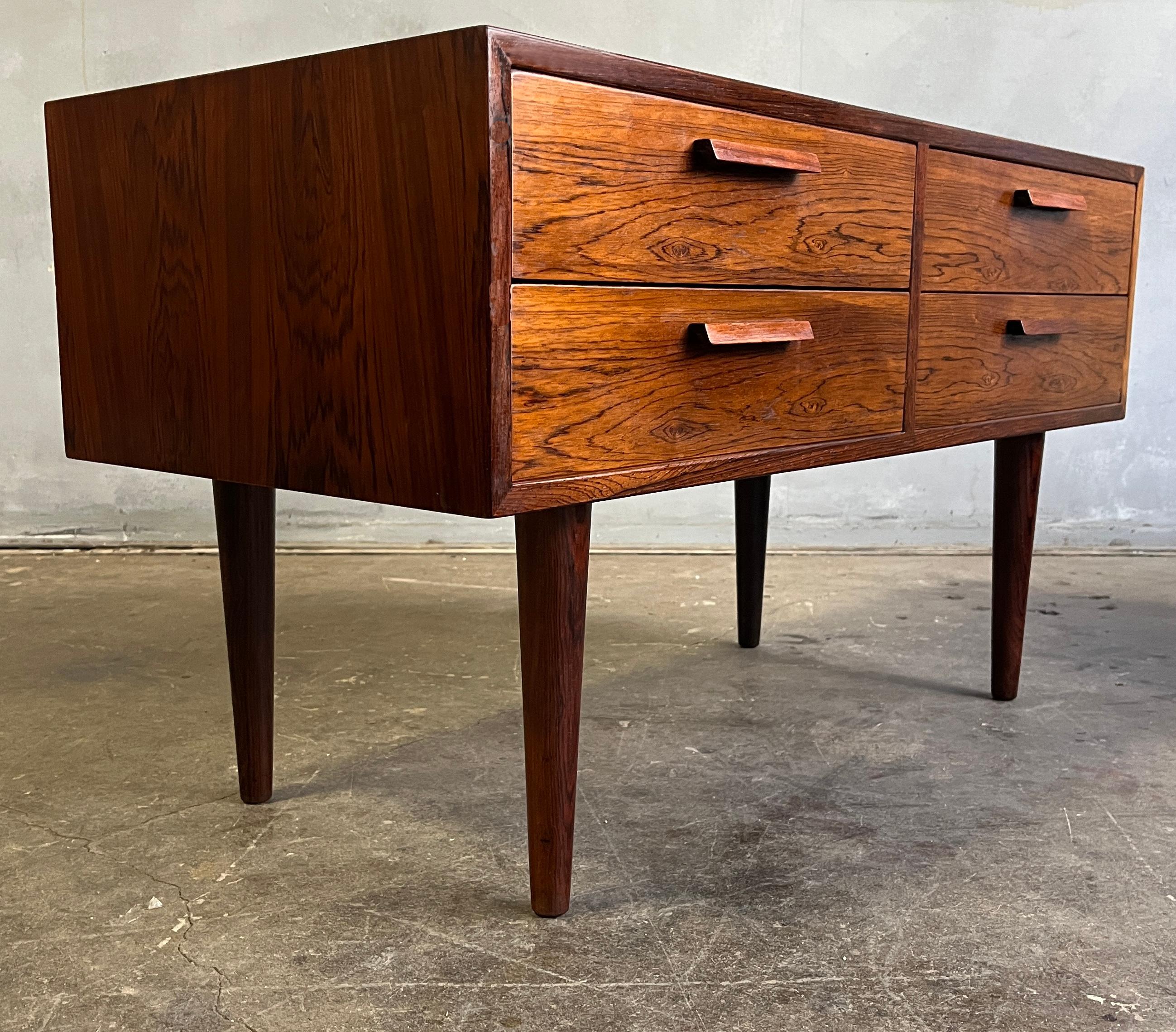 Superb Kai Kristiansen Rosewood Chest of Drawers For Sale 2