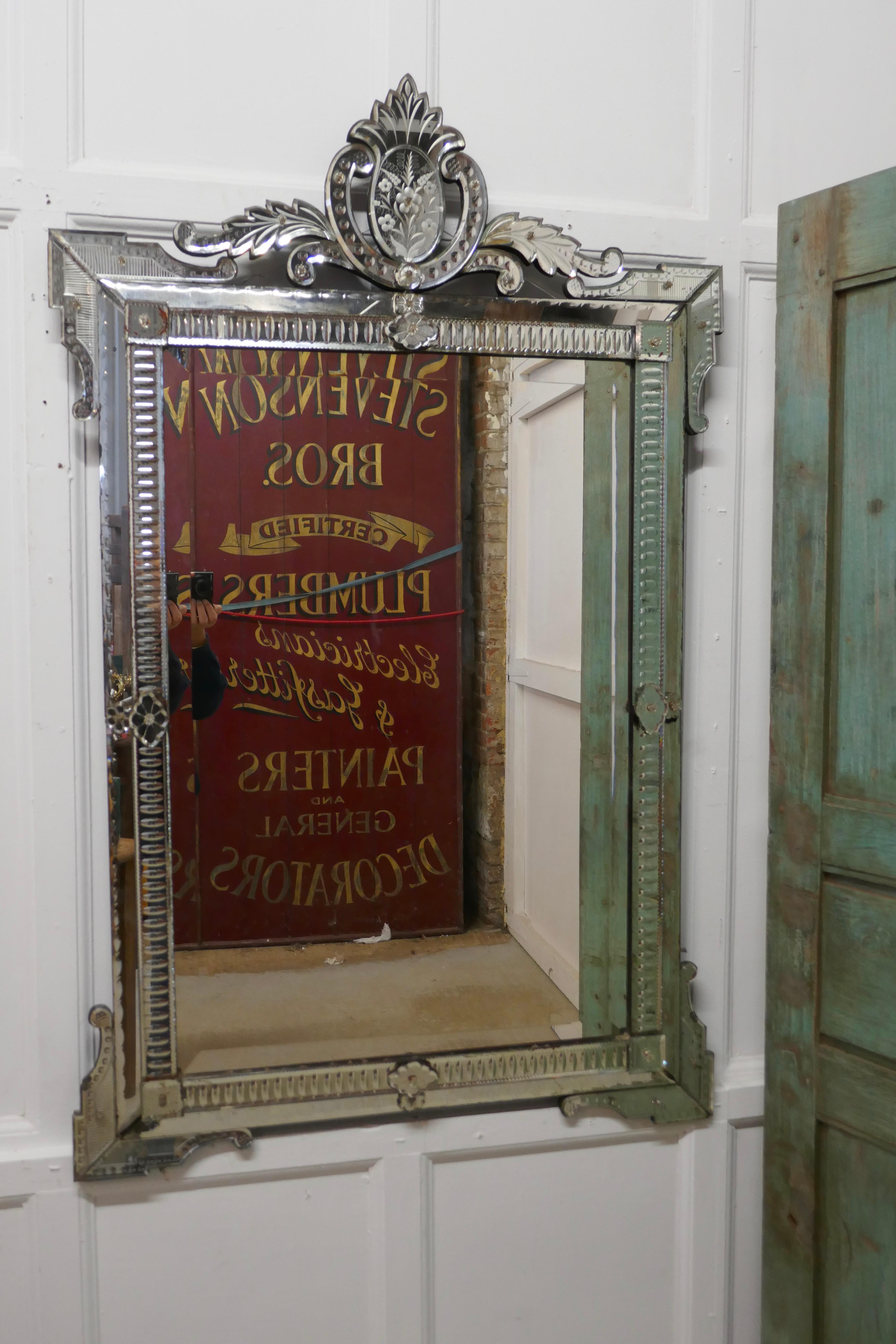 Superb Large 19th Century Venetian Cushion Mirror In Good Condition In Chillerton, Isle of Wight