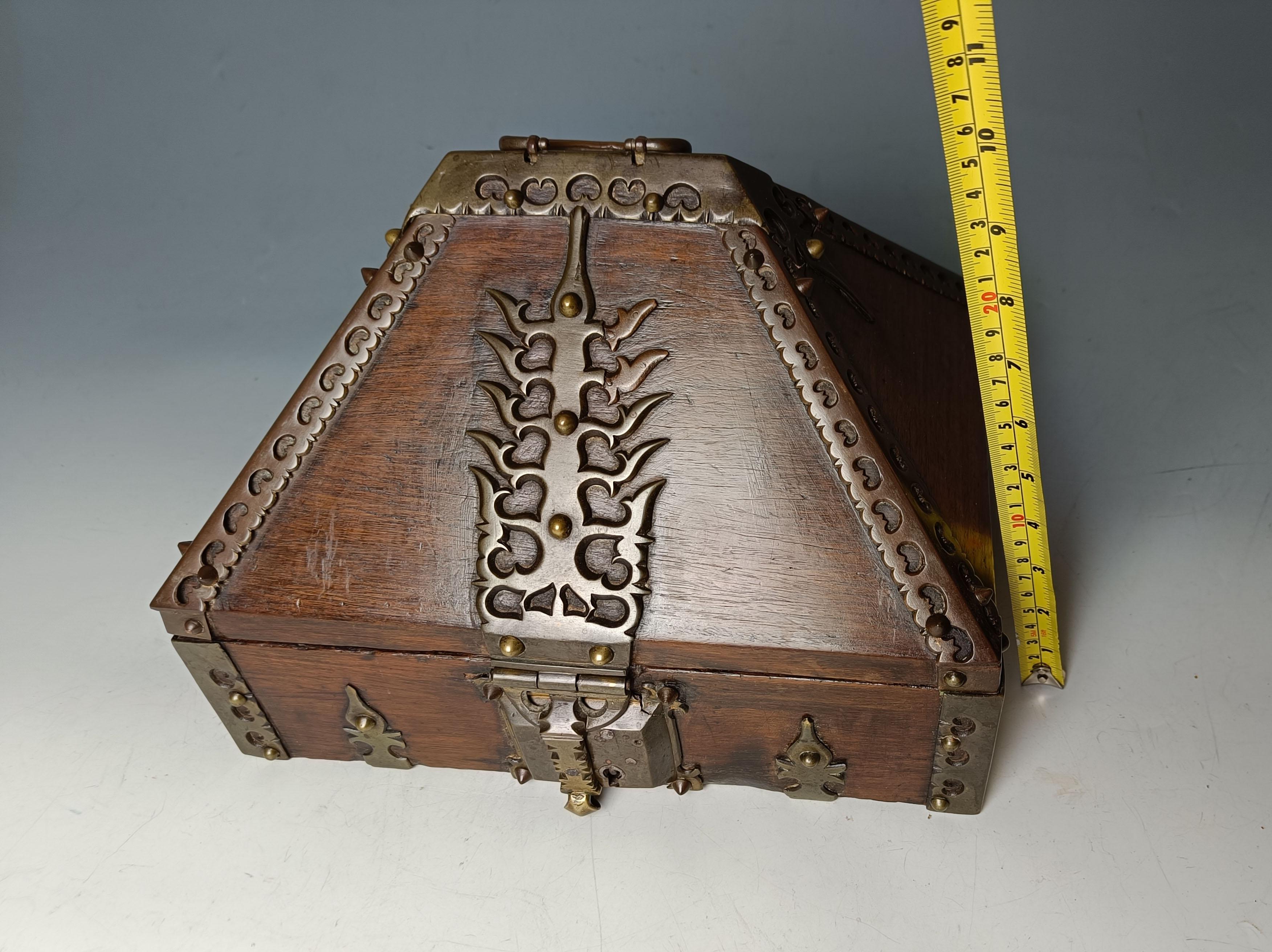 Wood Superb Large Antique South Indian dowry box Interior Design Décor For Sale