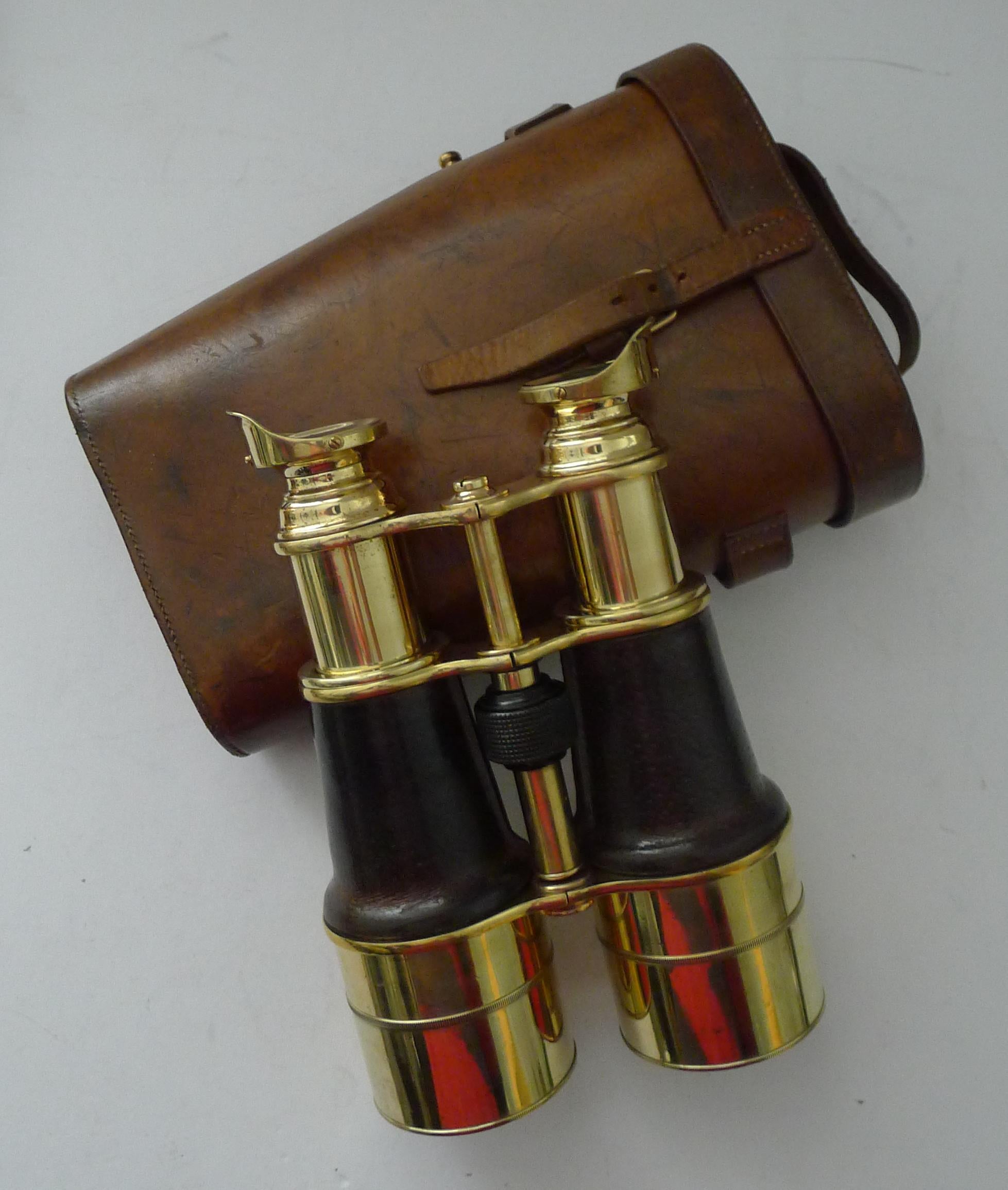 Superba coppia di grandi binocoli inglesi antichi di W. Watson & Sons, Londra in vendita 3
