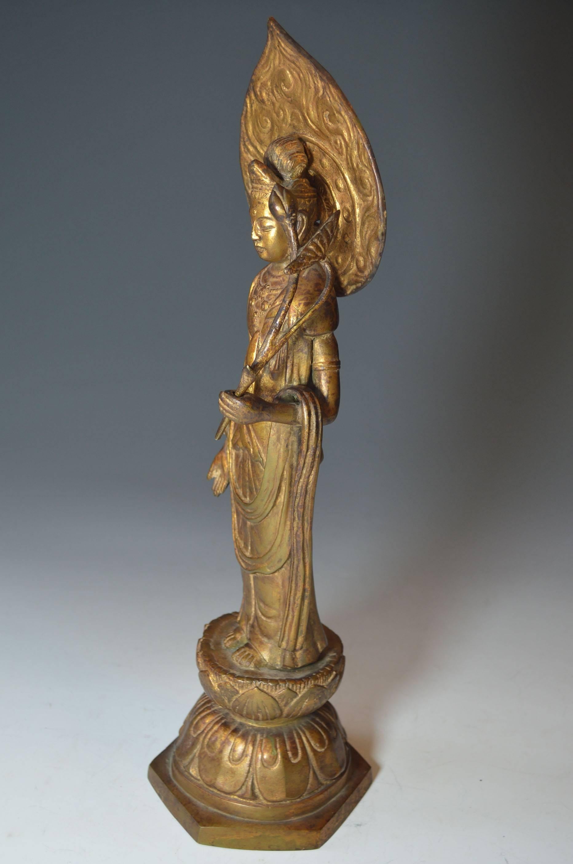 Superb Large Vintage Signed Japanese Bronze Kannon Kwan Guanyin Okimono In Good Condition In London, GB